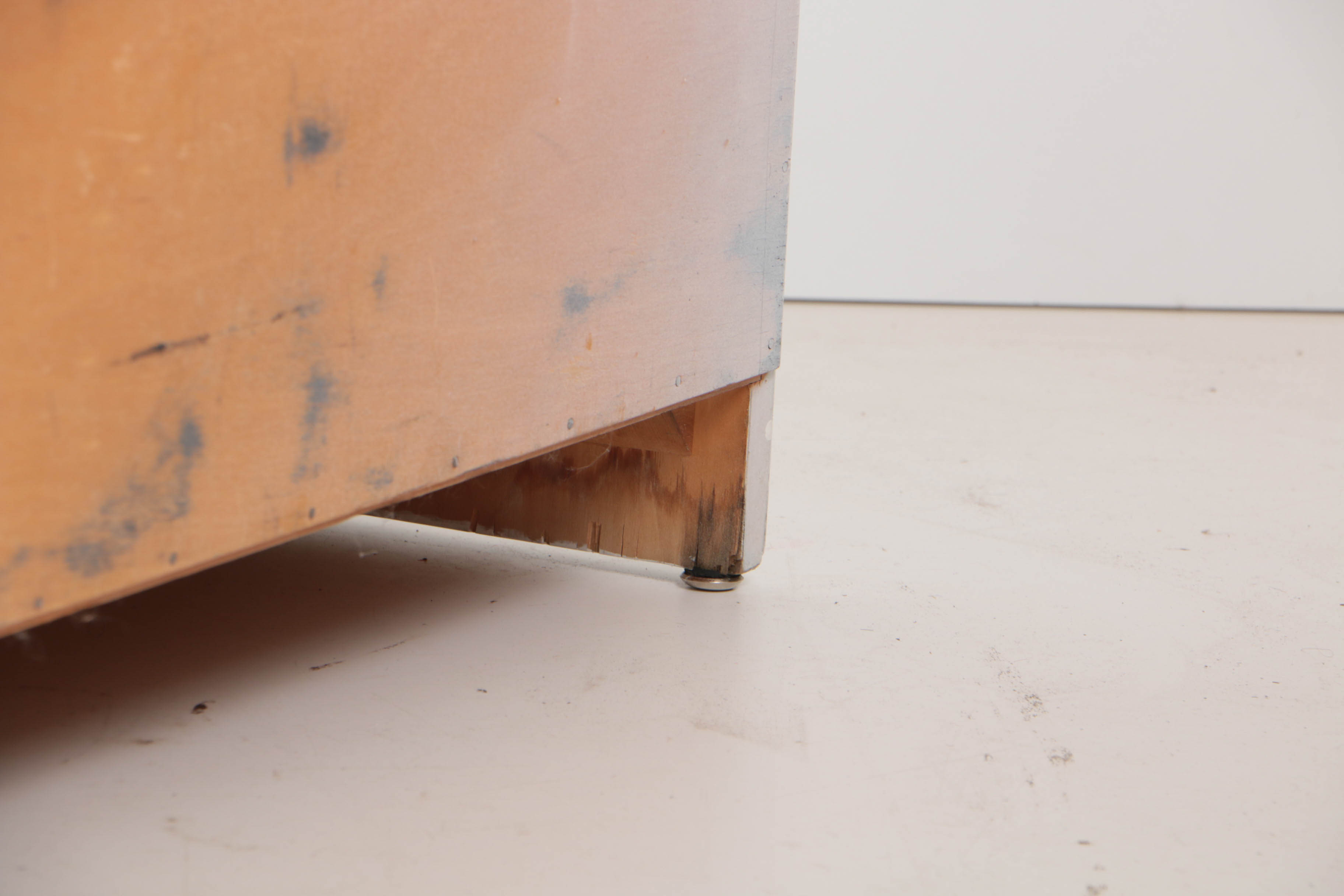 Pair of Lacquered Wood Chests of Drawers by Paul Frankl for Johnson Furniture