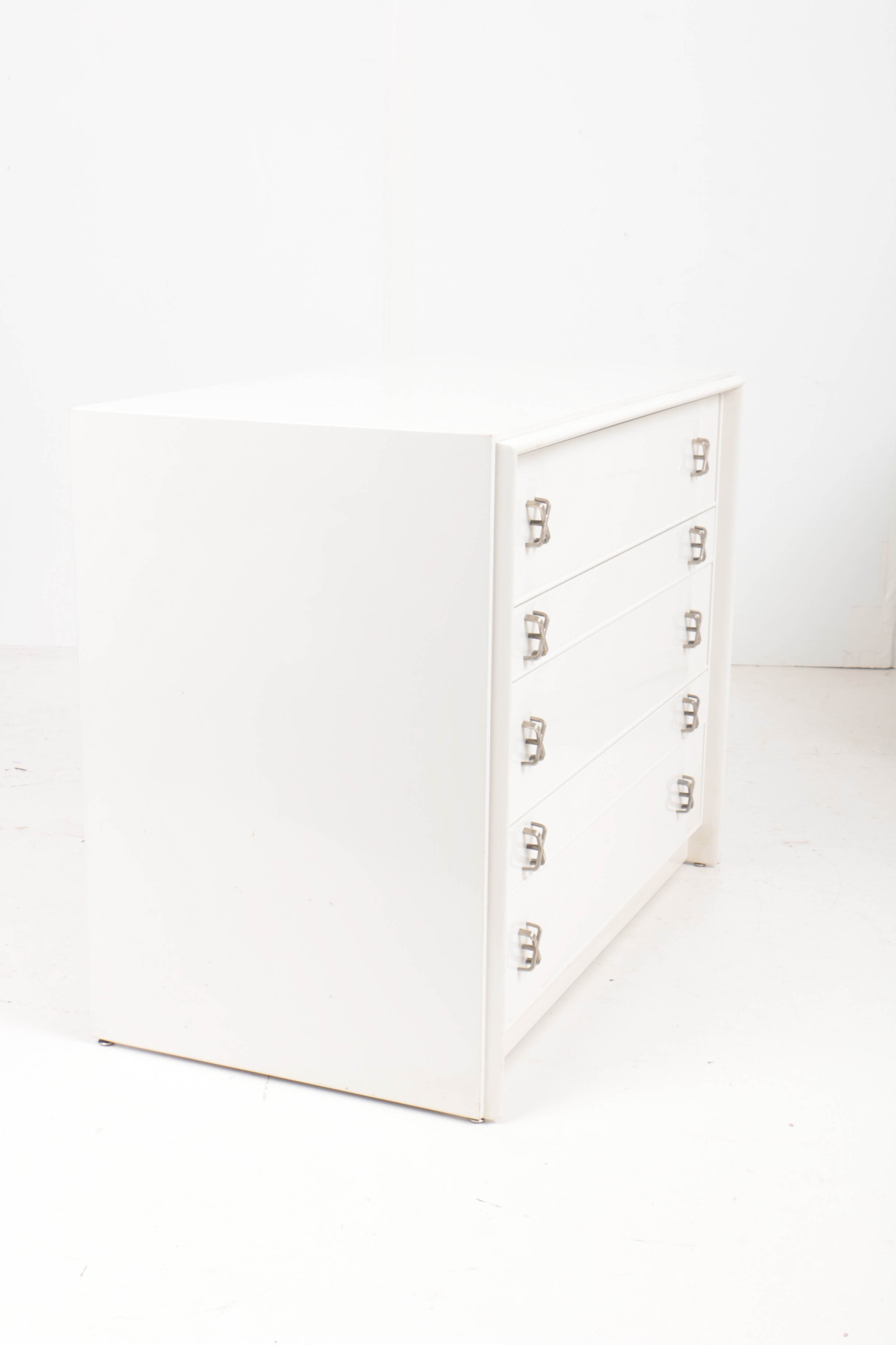 Pair of Lacquered Wood Chests of Drawers by Paul Frankl for Johnson Furniture