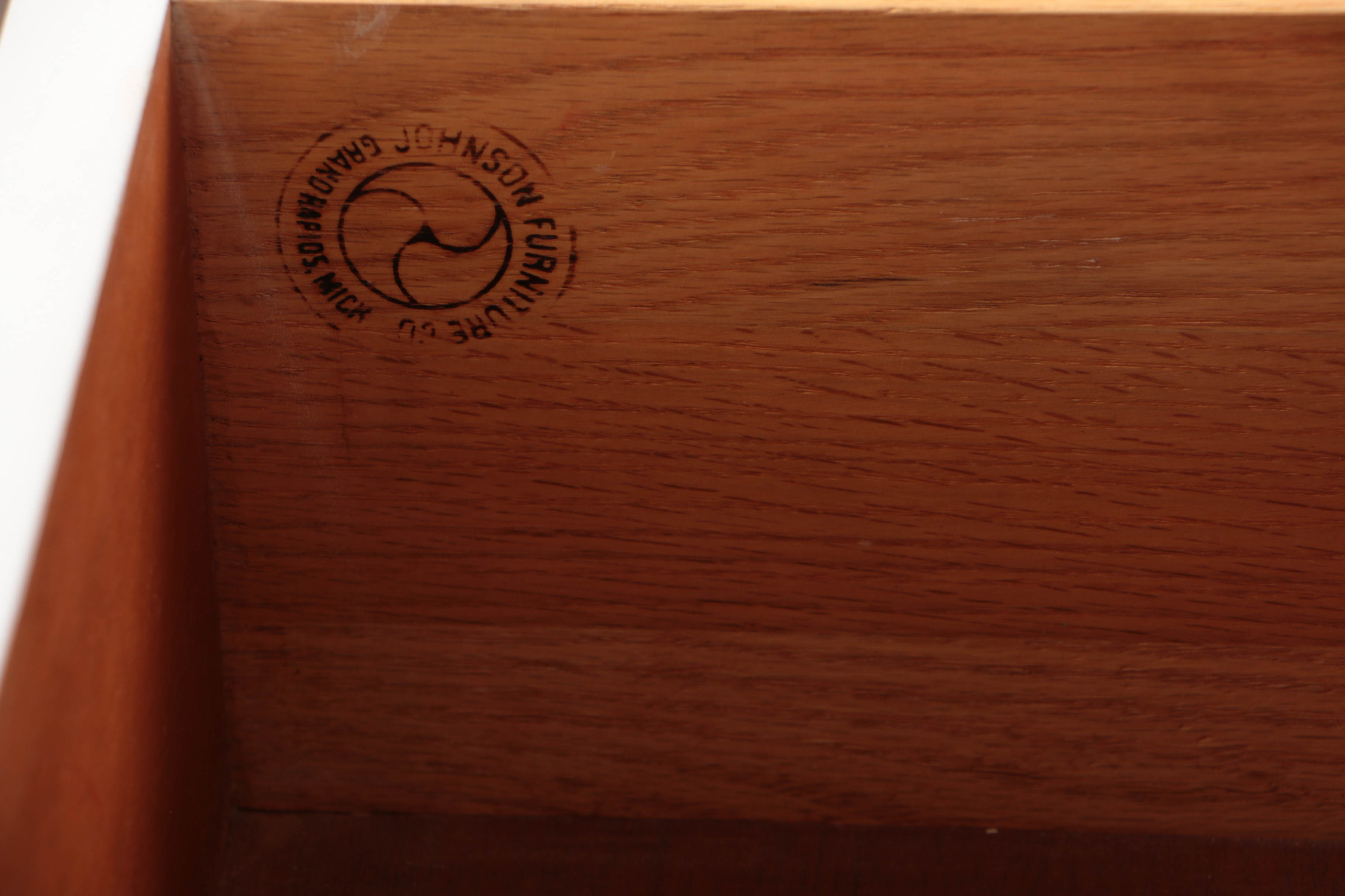 Pair of Lacquered Wood Chests of Drawers by Paul Frankl for Johnson Furniture