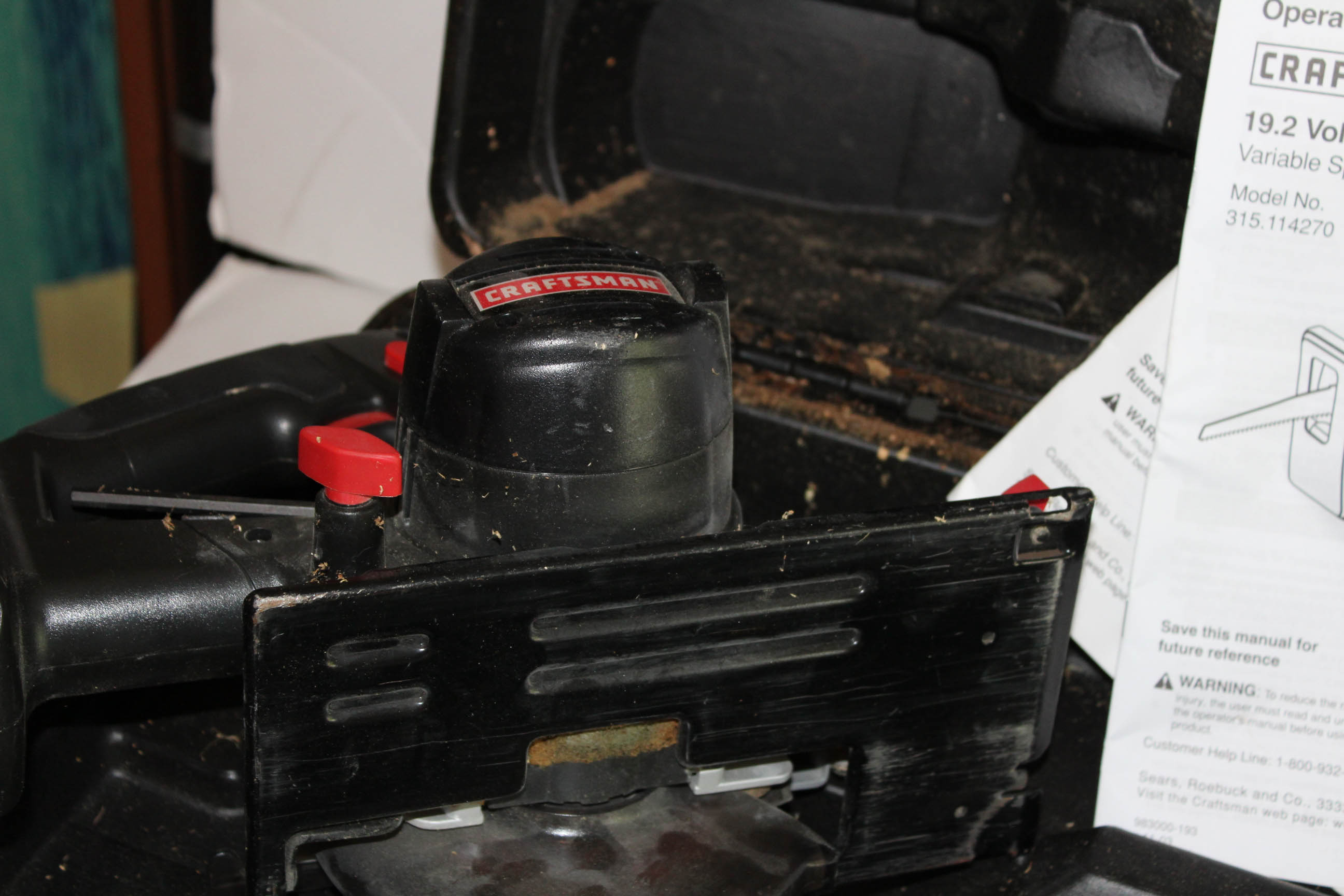 Craftsman Cordless Trim Saw and Reciprocating Saw