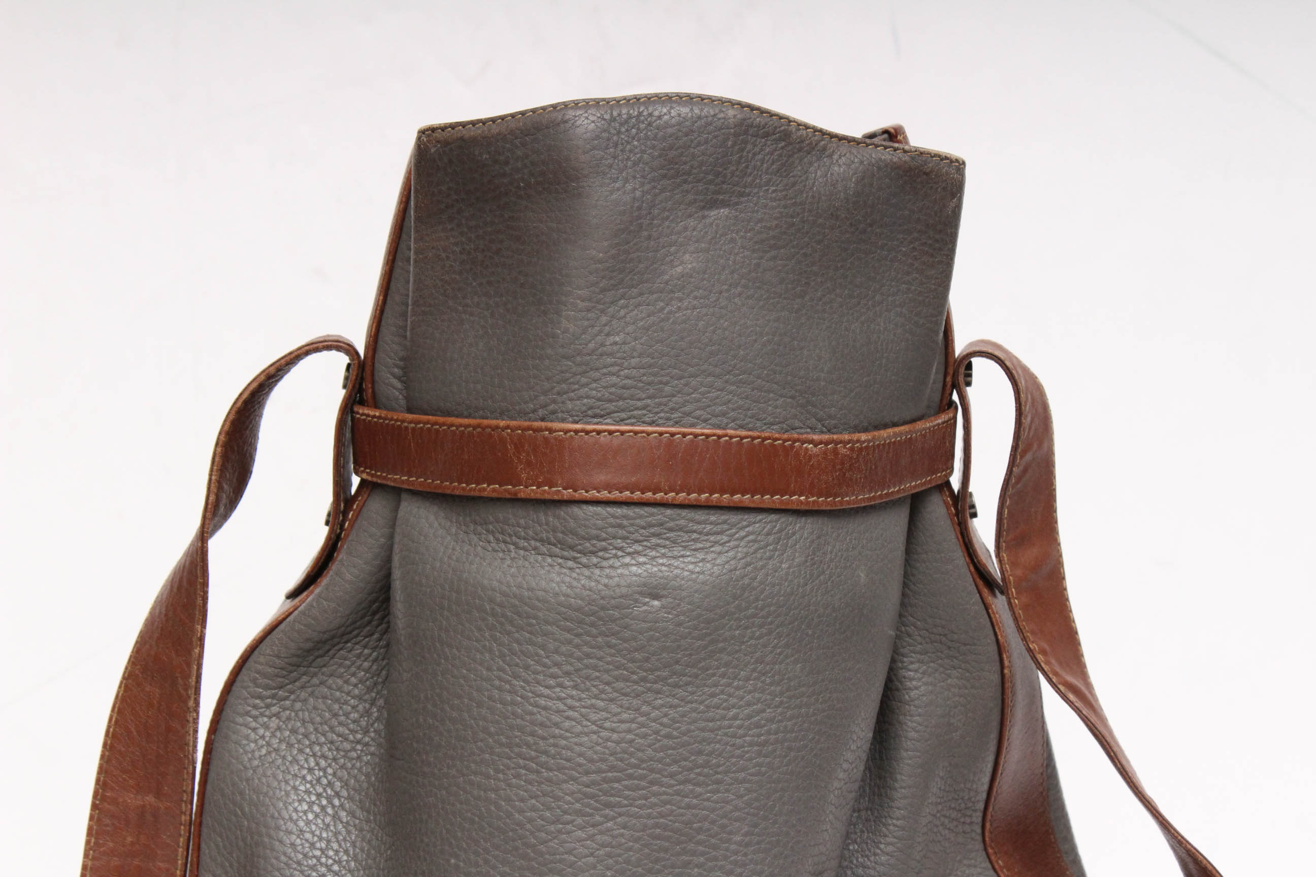 Vintage Gucci Pebble Leather Bucket Bag Trimmed in Chestnut Brown Leather