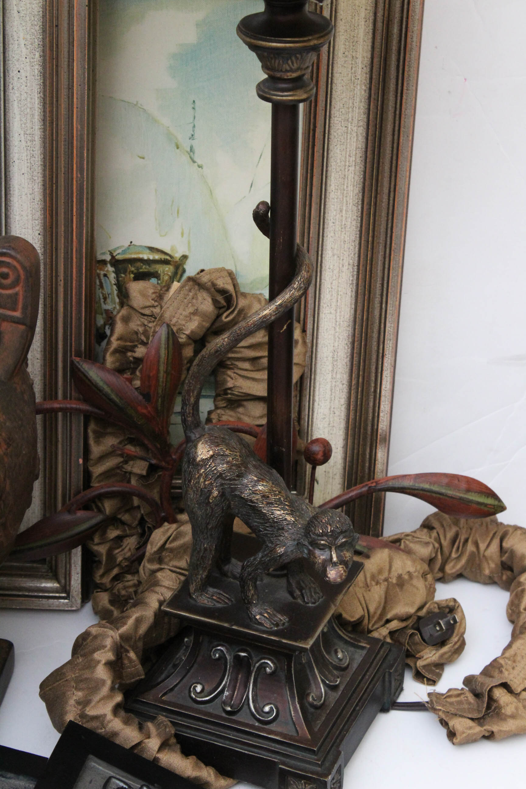 Artwork, Decor, and Lighting Assortment