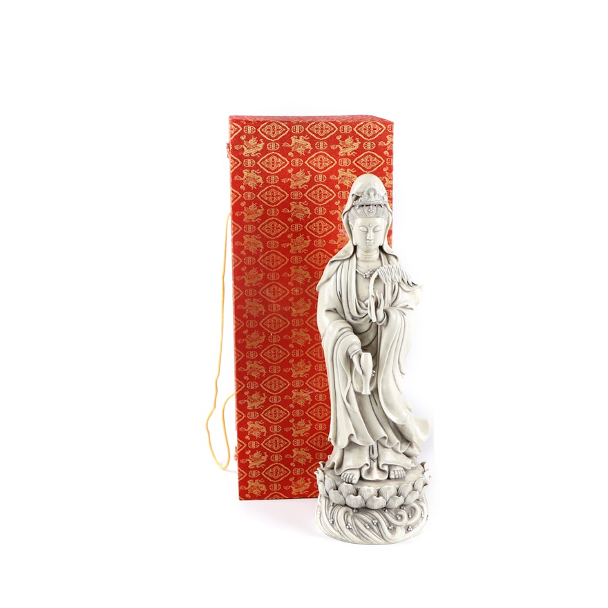 Chinese Porcelain Guanyin Statue