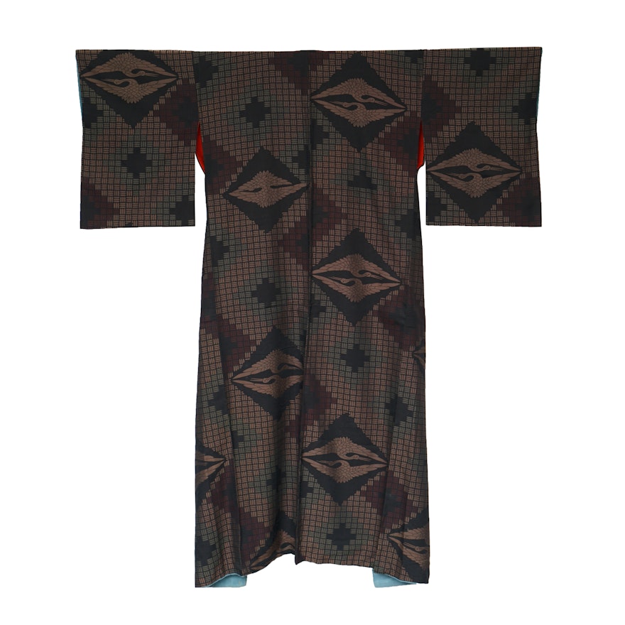 Circa 1900 Antique Handwoven Omeshi Silk Kimono