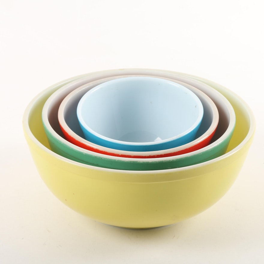 Vintage Pyrex "Primary Colors" Nesting Bowls Circa 1945-1949