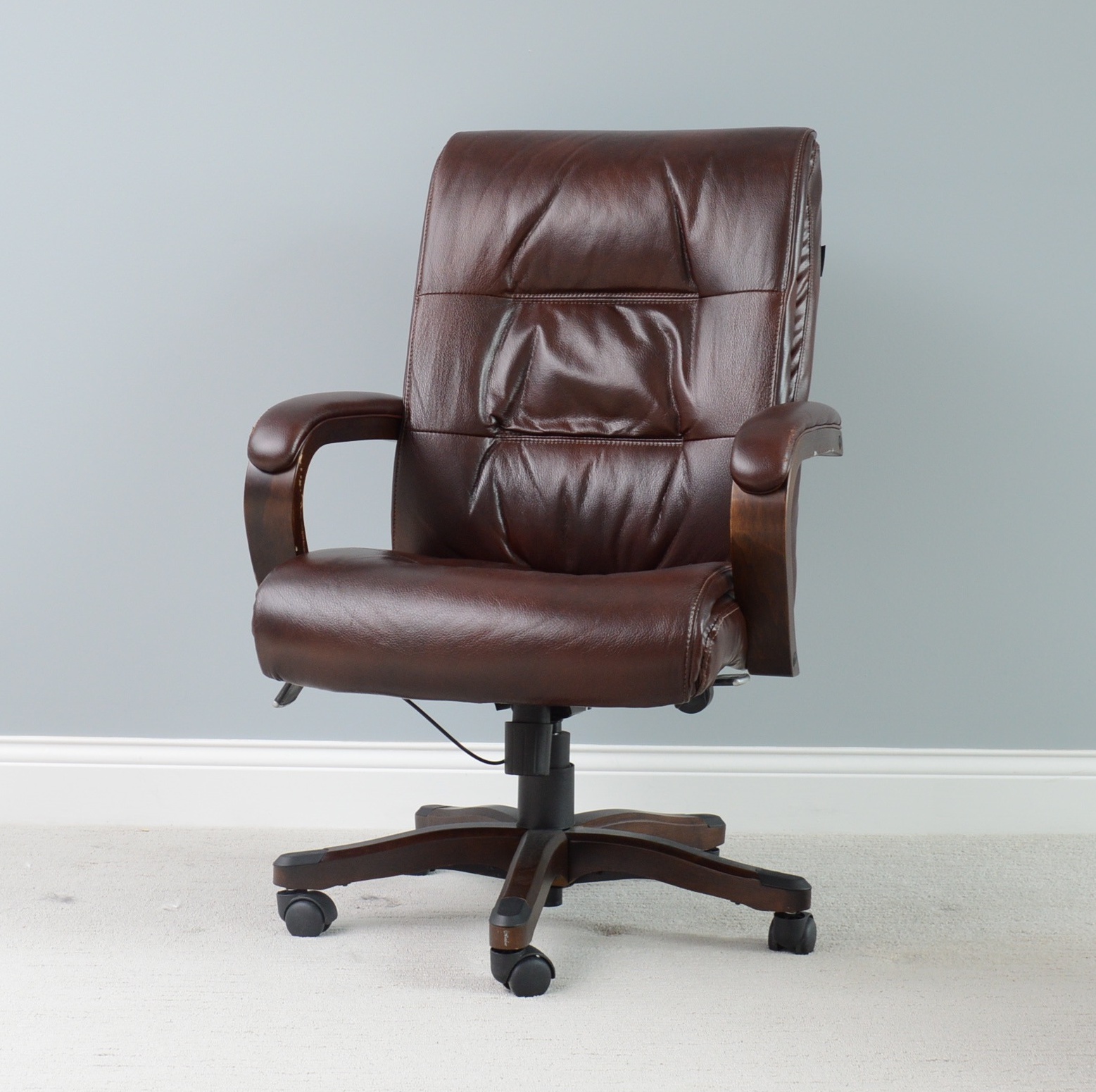 Broyhill Leather Adjustable Executive Chair