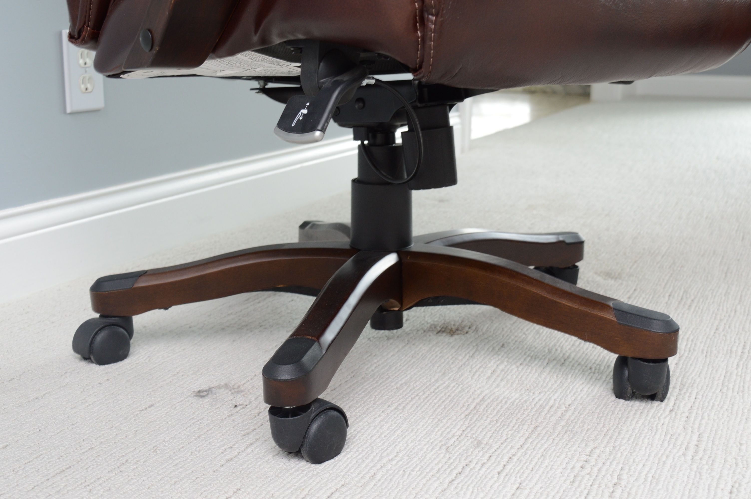 Broyhill Leather Adjustable Executive Chair