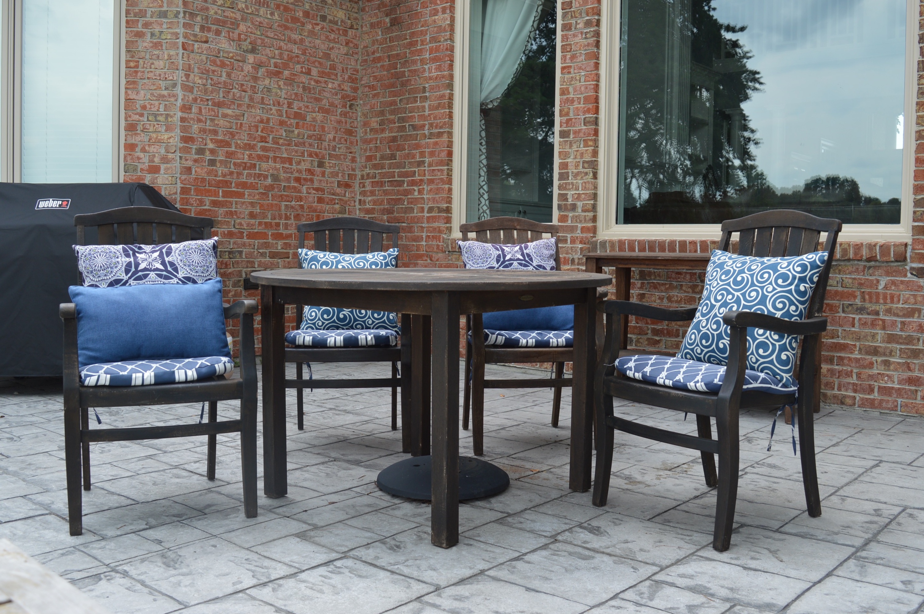 Smith & Hawken Teak Wood Patio Dining Set with Cushions