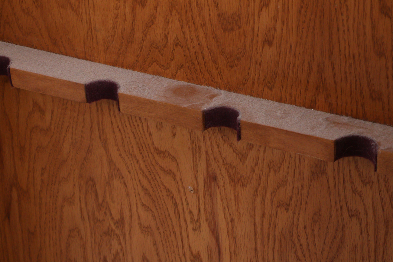 Wall Mount Oak Gun Rack by States Ind.