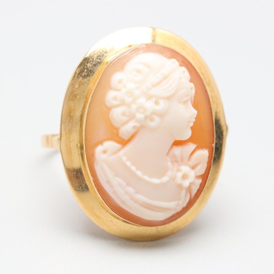 1930s 18K Yellow Gold Shell Cameo Ring