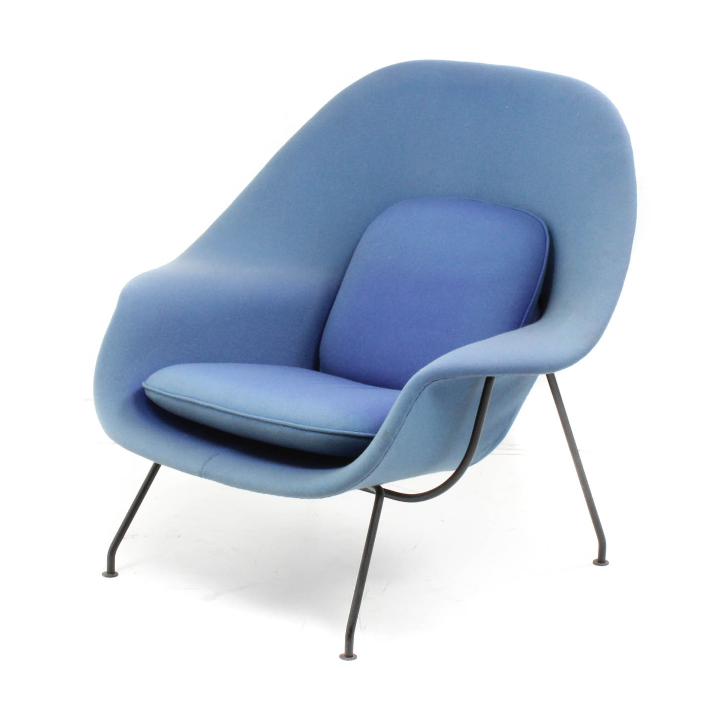 Eero Saarinen "Womb Chair" for Knoll