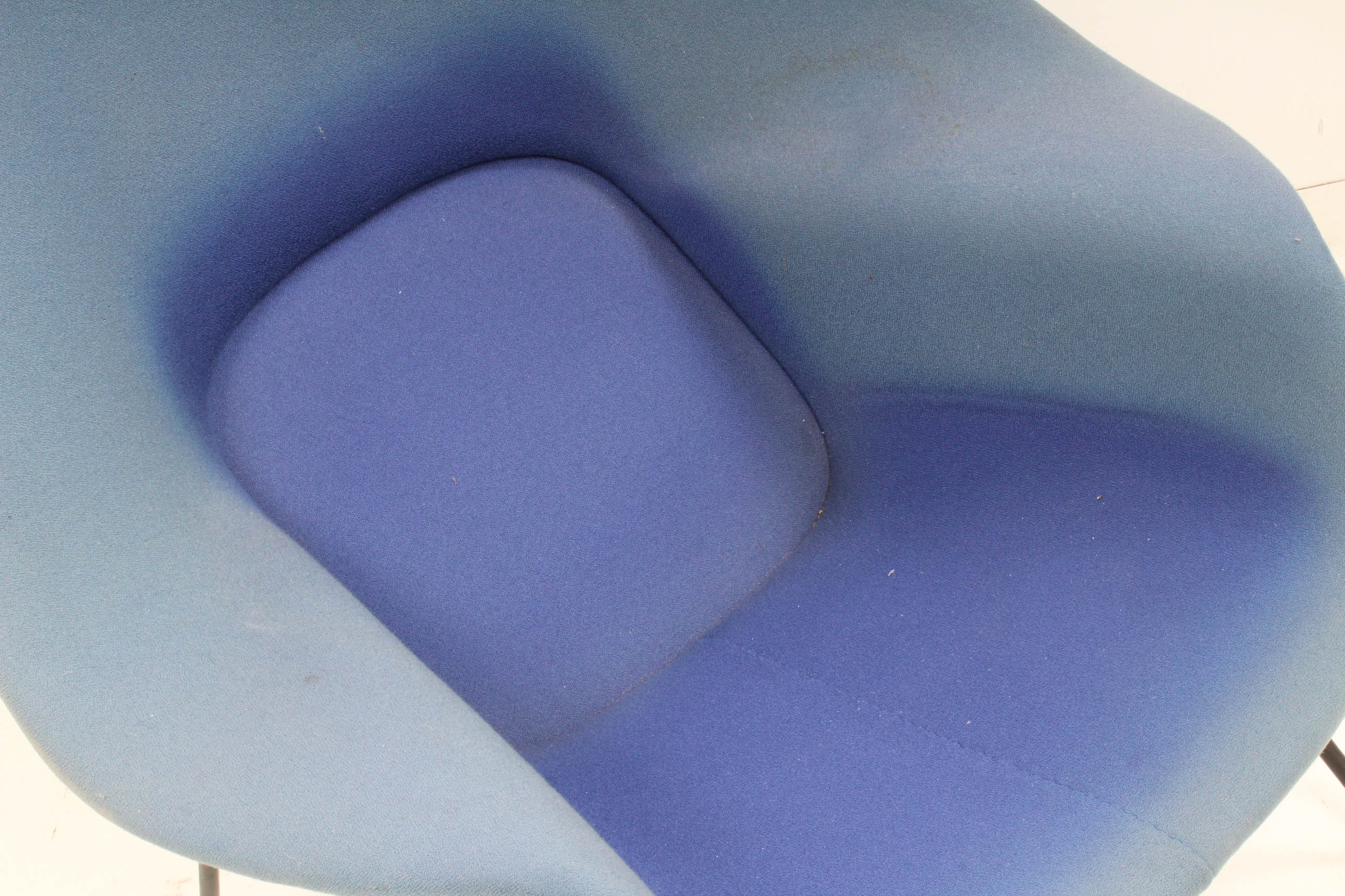 Eero Saarinen "Womb Chair" for Knoll