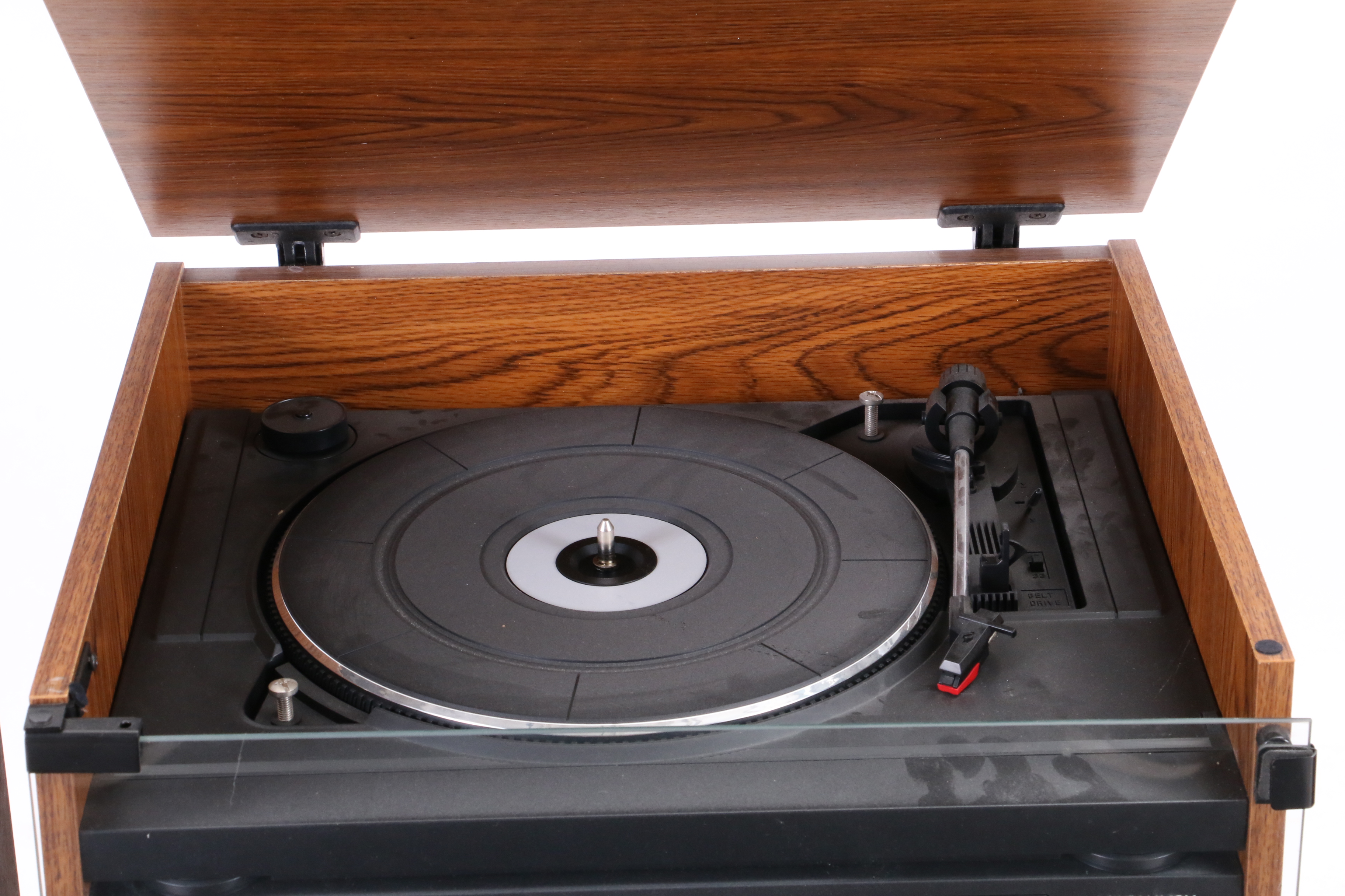 Magnavox Turntable and Stereo System with Floor Speakers