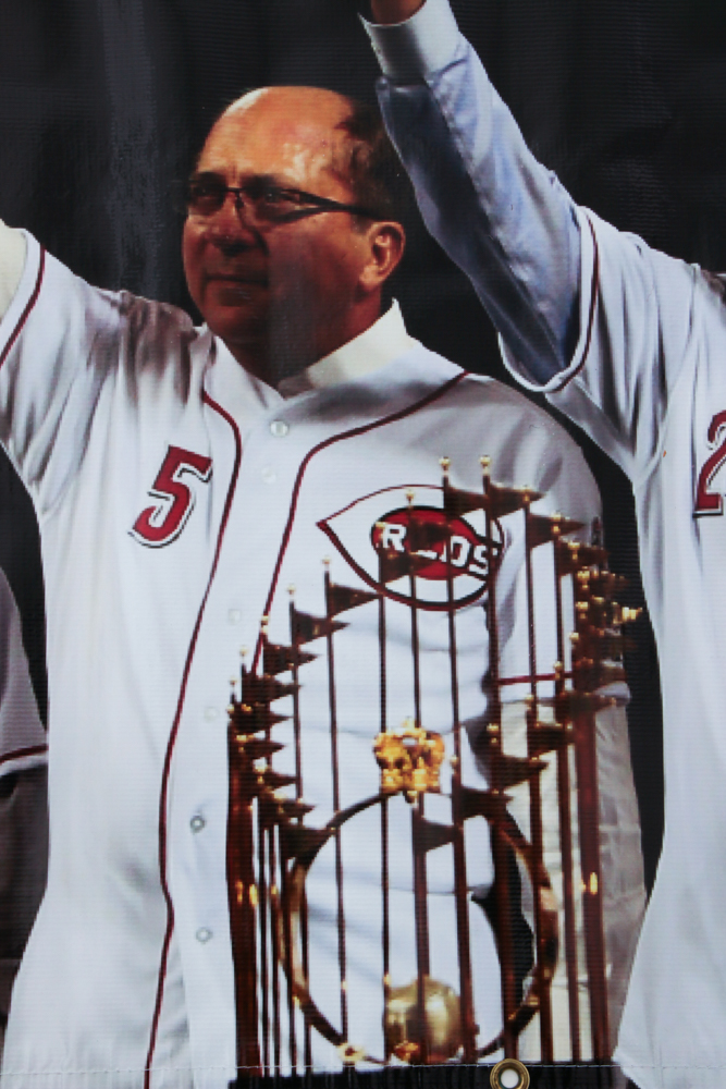 Cincinnati Reds Hall of Fame and Museum "The Great 8 Reunite" Banner COA