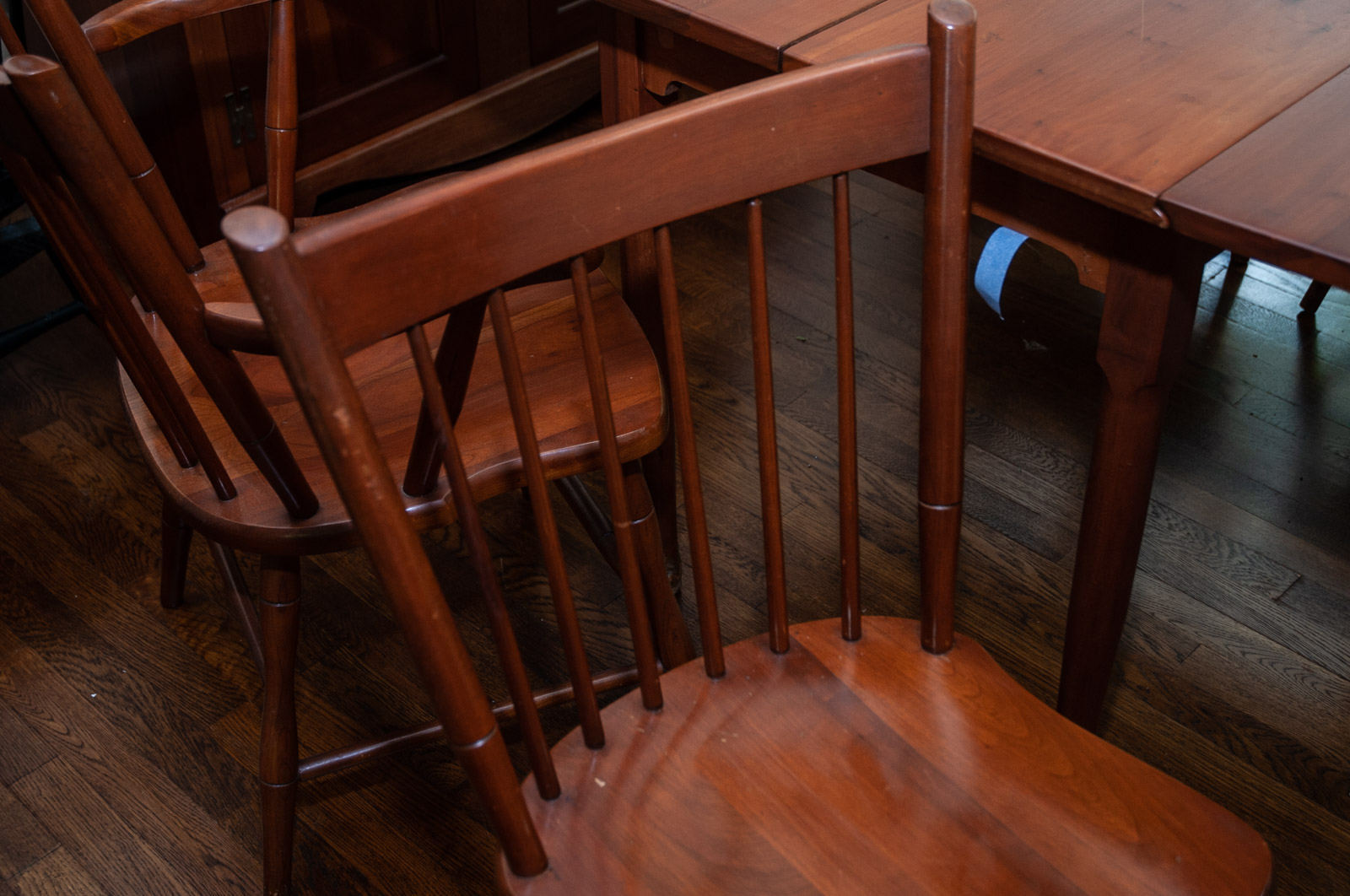 Walter of Wabash Cherry Drop Leaf Dining Table with Spindle Back Chairs