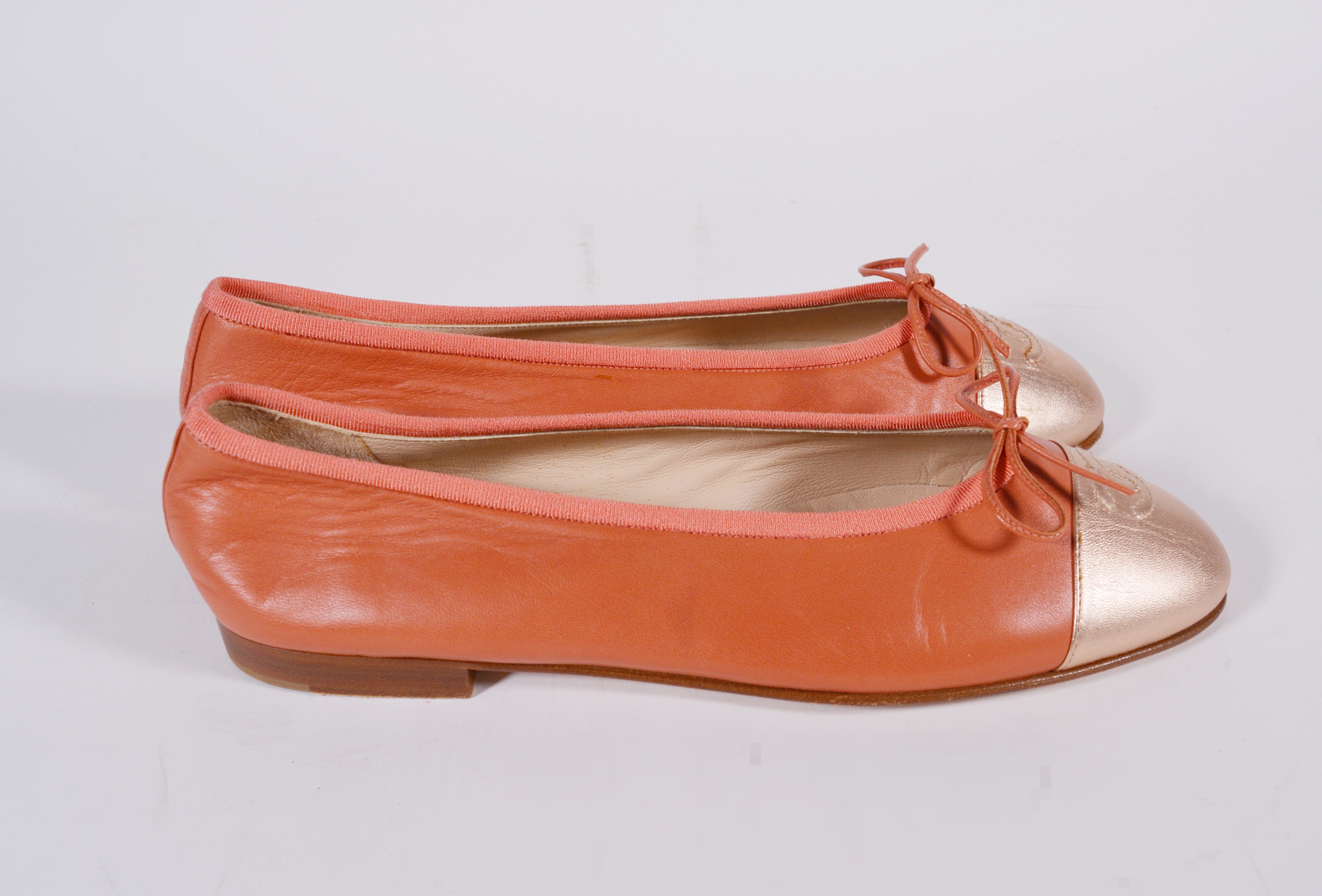 Chanel Designer Leather Flats with CC Logo