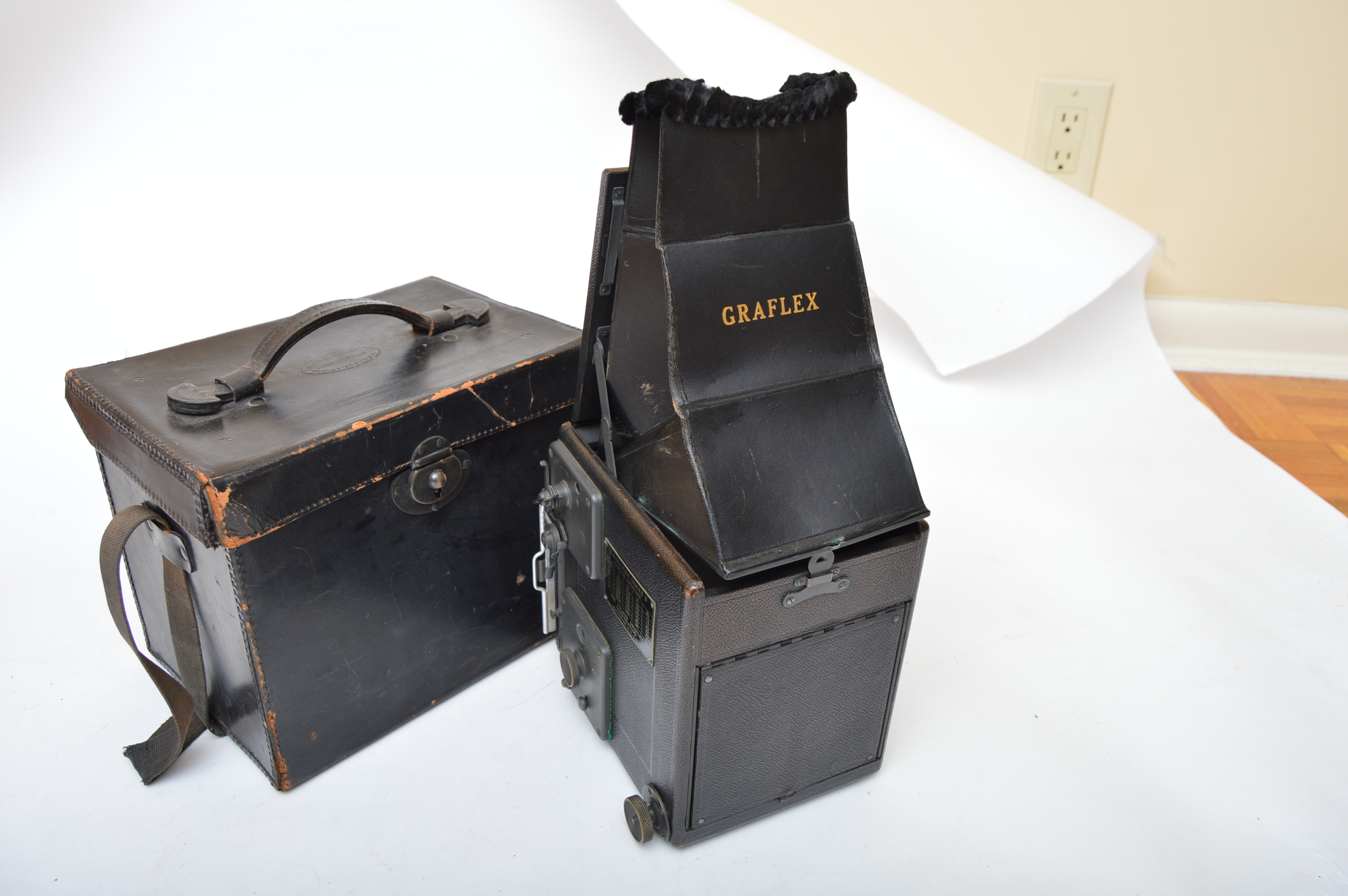 Vintage Graflex Series D Camera