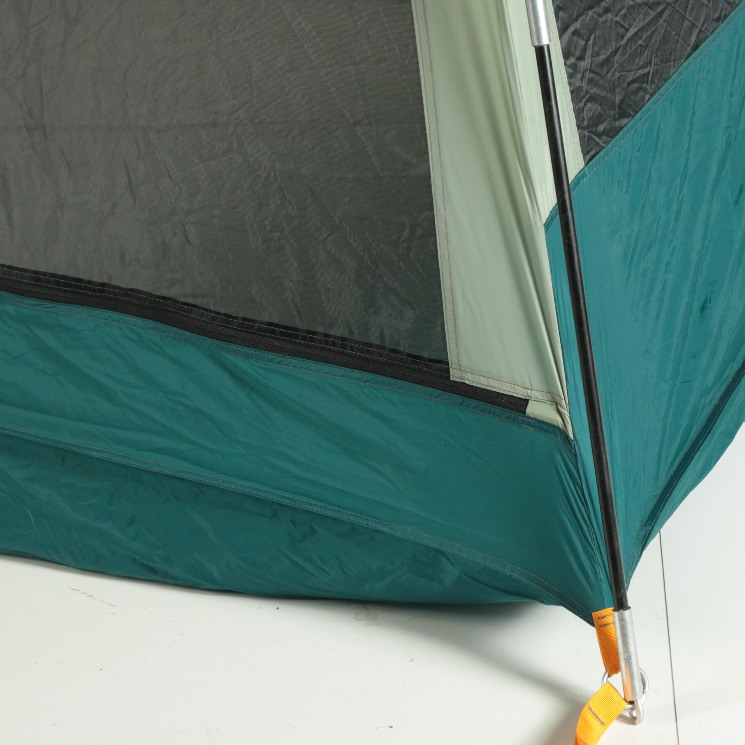 L.L. Bean King Pine Dome Camping Tent with Case