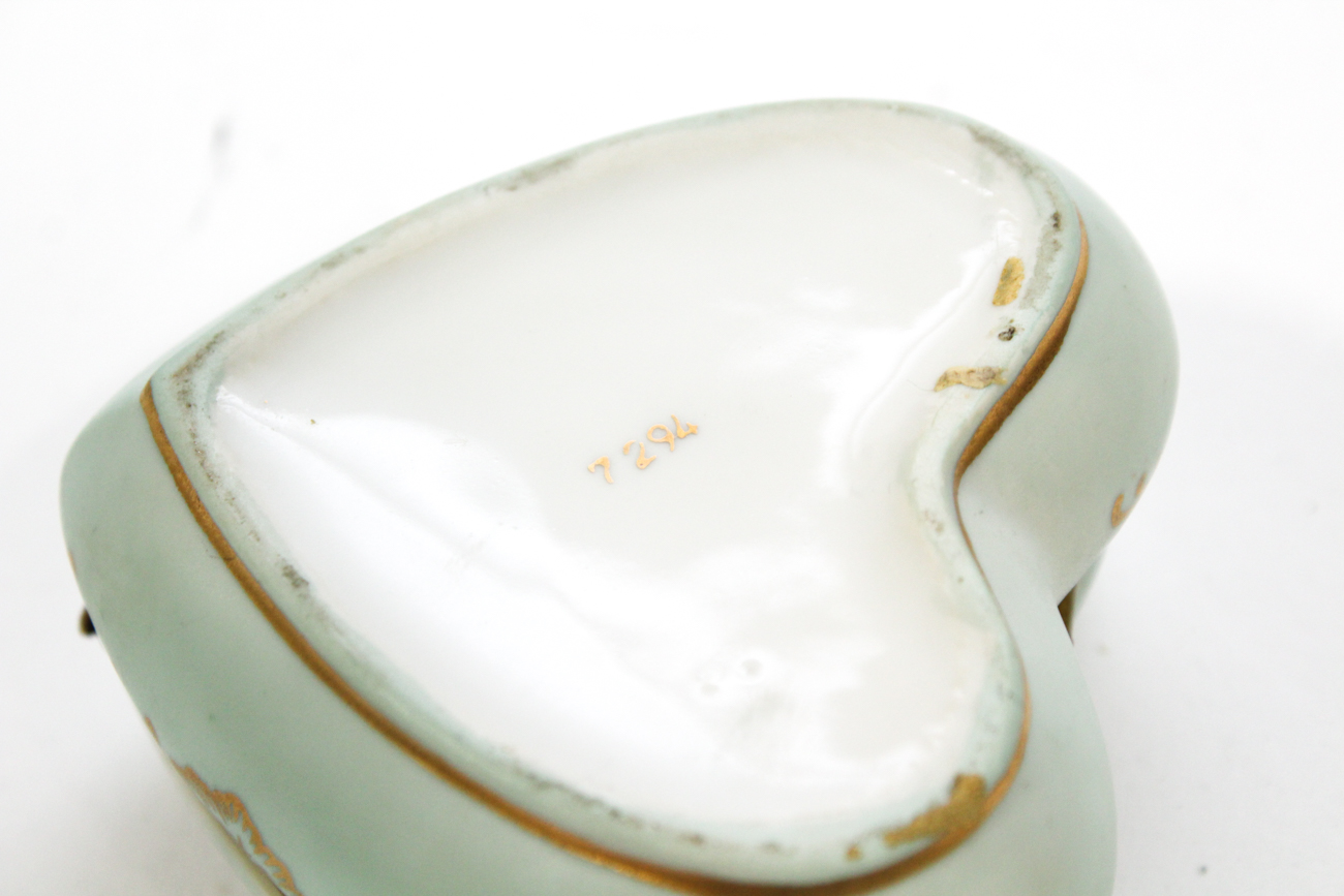 Four French and Italian Porcelain Patch Boxes, 20th Century