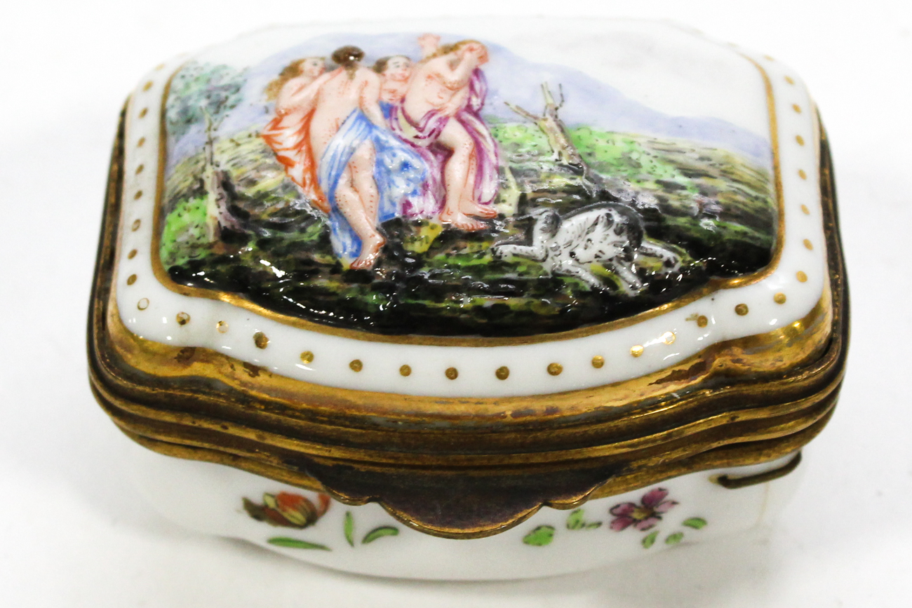 Four French and Italian Porcelain Patch Boxes, 20th Century