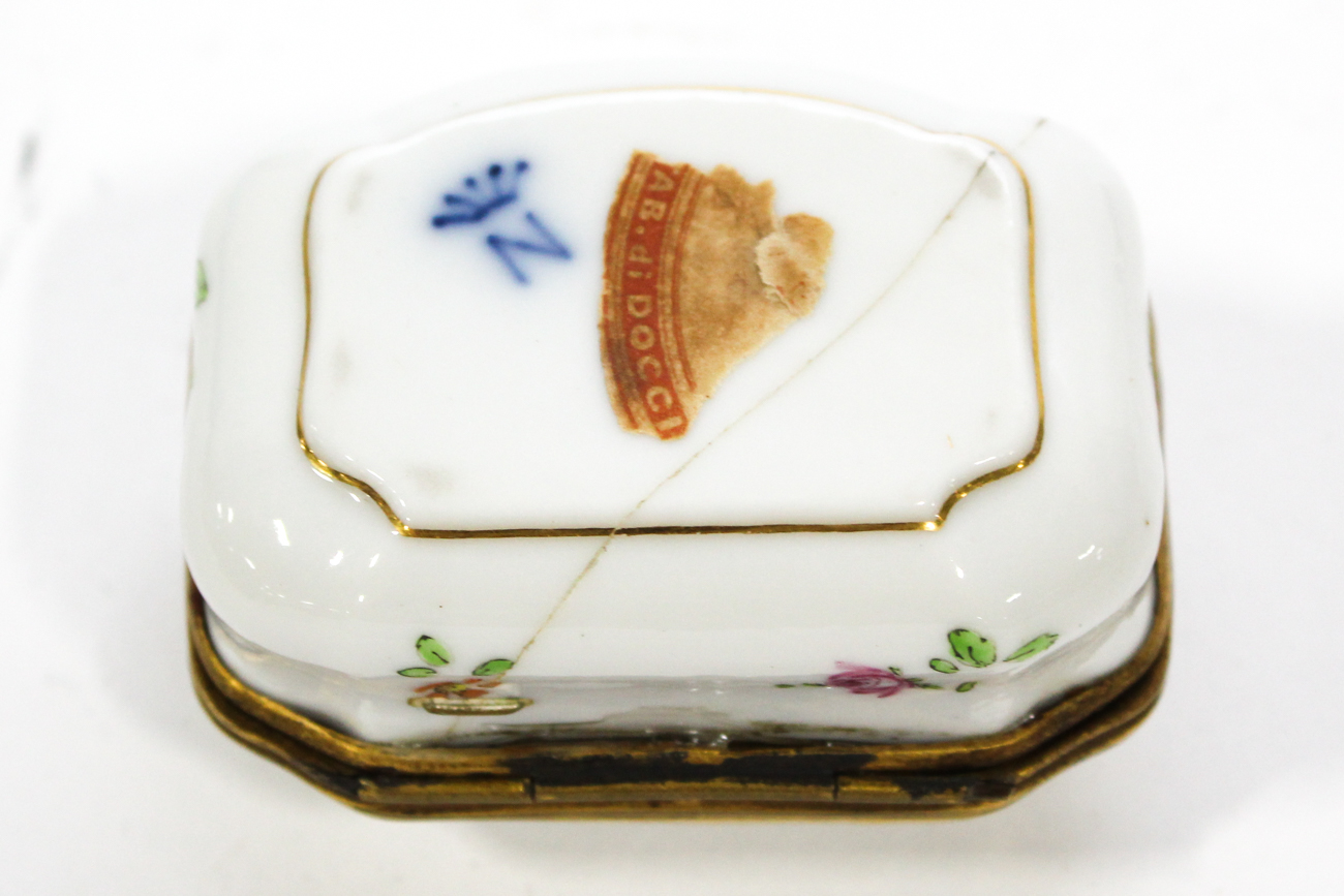 Four French and Italian Porcelain Patch Boxes, 20th Century