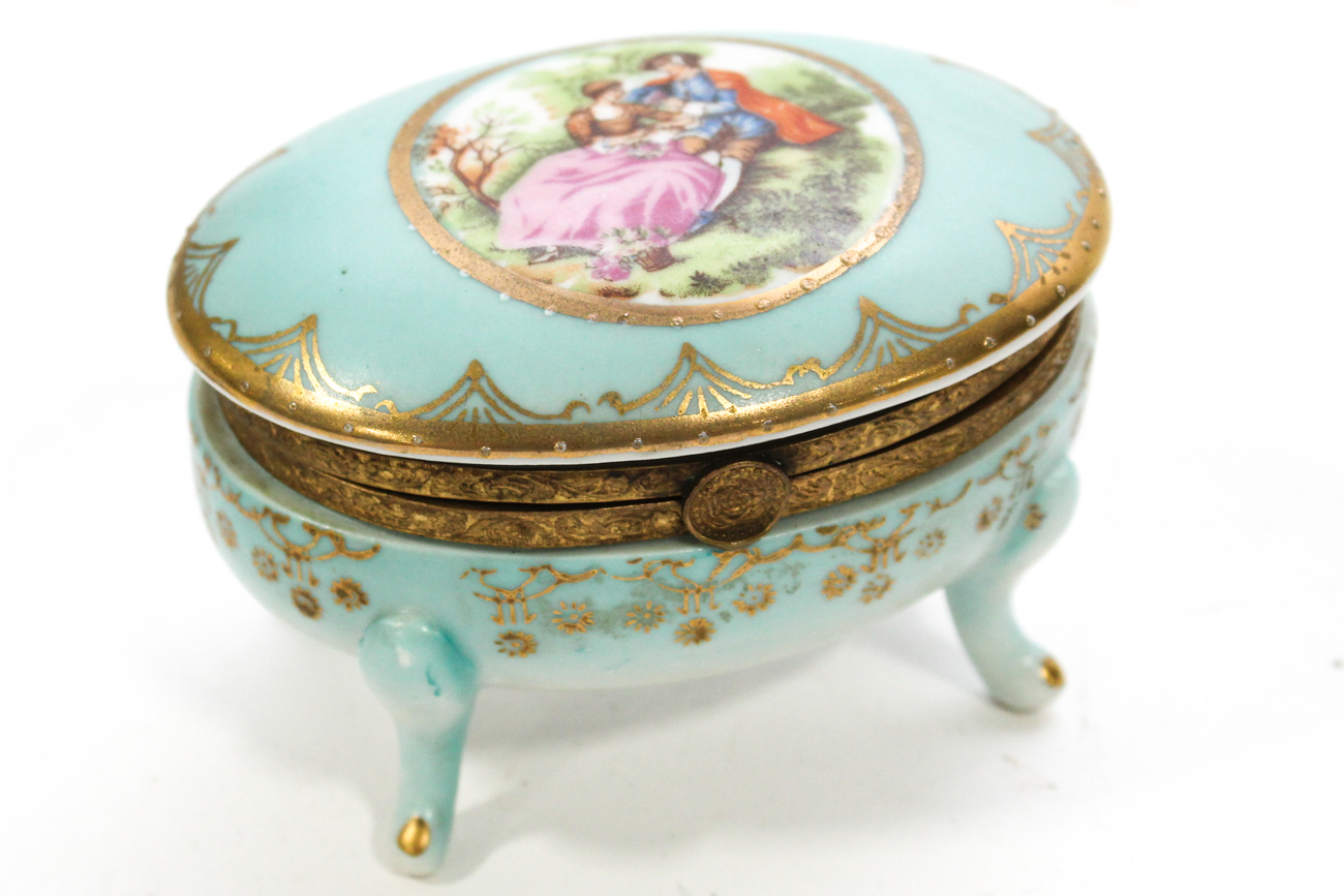 Four French and Italian Porcelain Patch Boxes, 20th Century