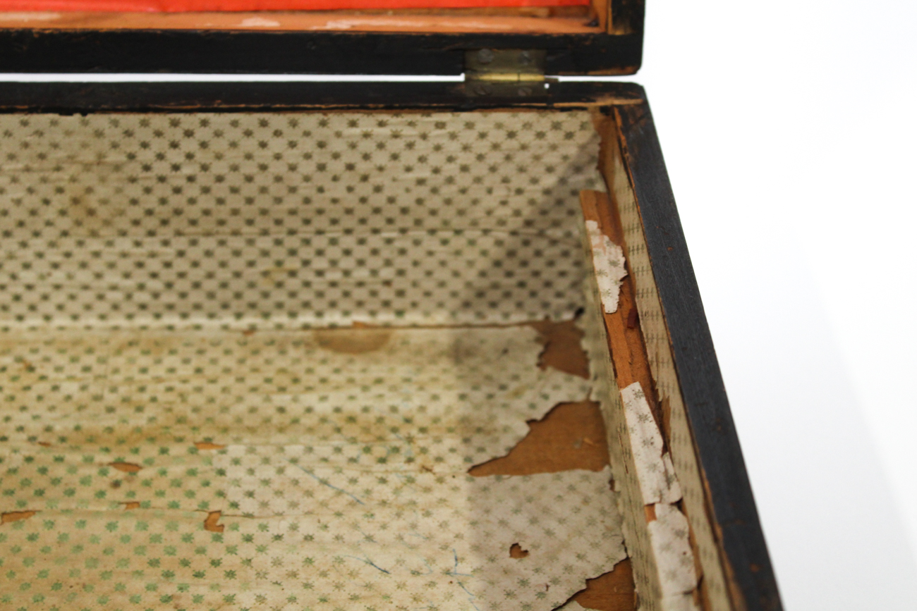 Victorian Walnut and Marquetry Jewelry Box, Late 19th Century