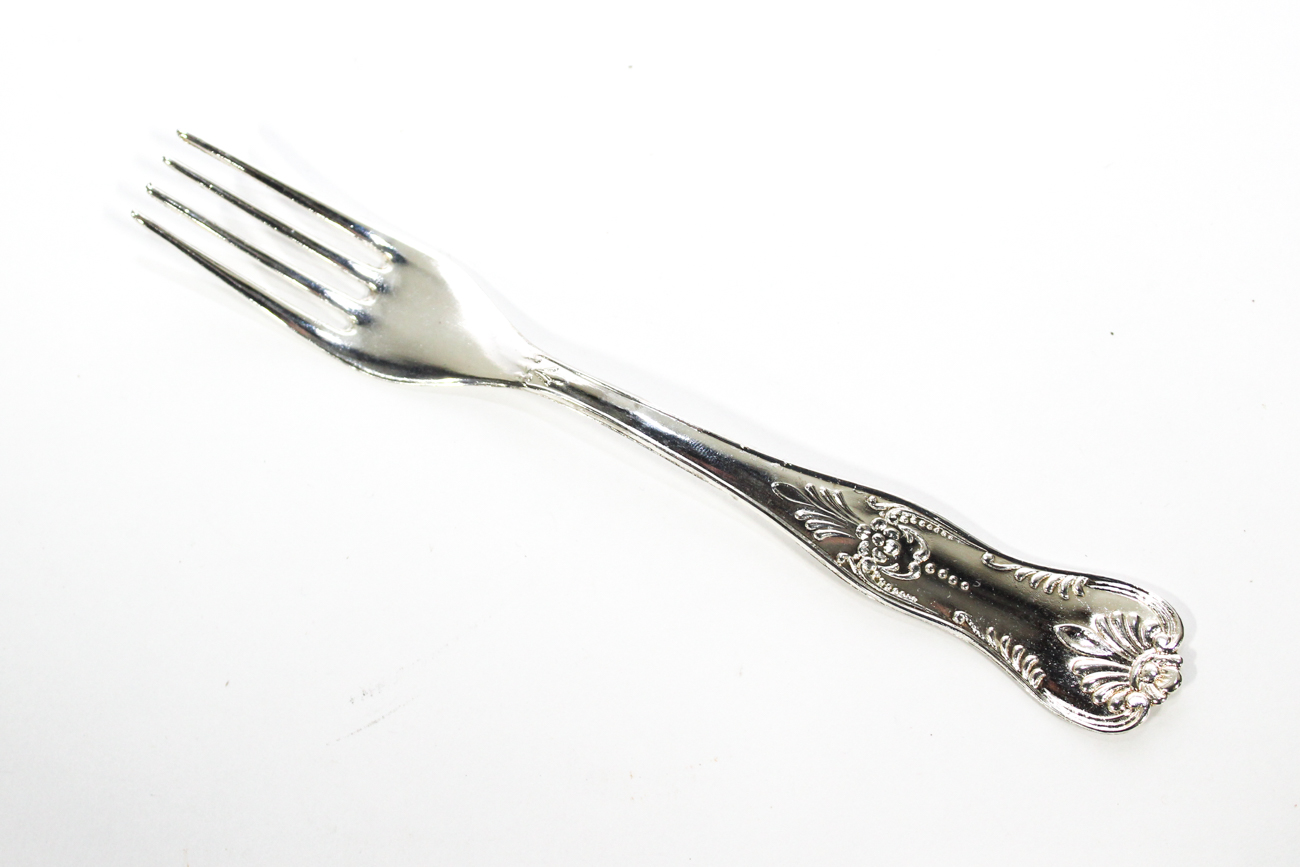 Italian Silver Plate Queen's Pattern Flatware, 20th Century