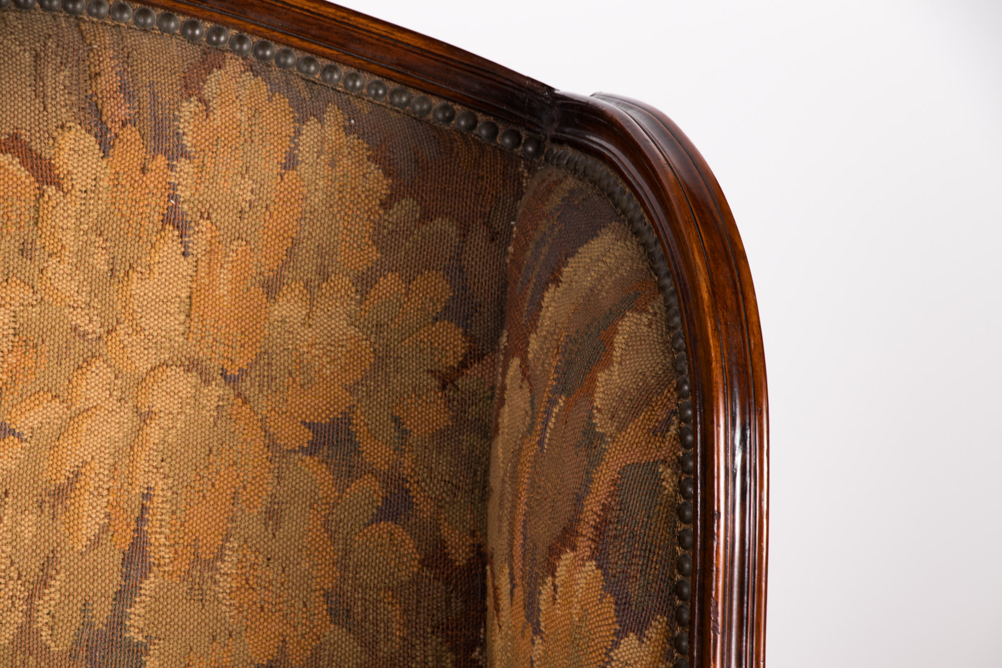 Louis XV Style Carved Mahogany Settee, Late 19th to Early 20th Century