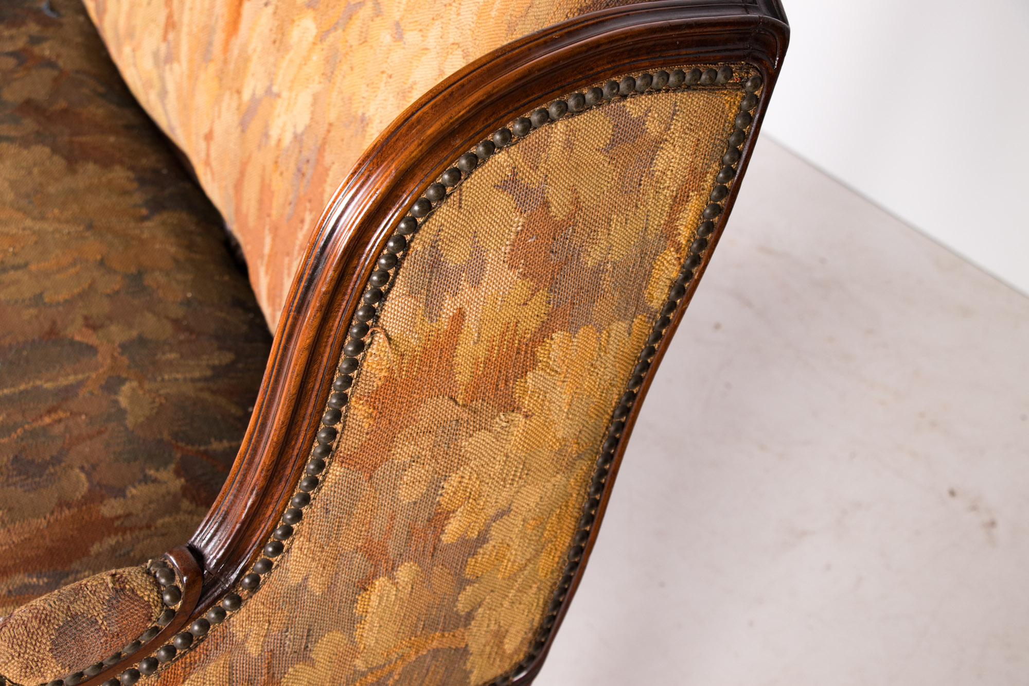 Louis XV Style Carved Mahogany Settee, Late 19th to Early 20th Century