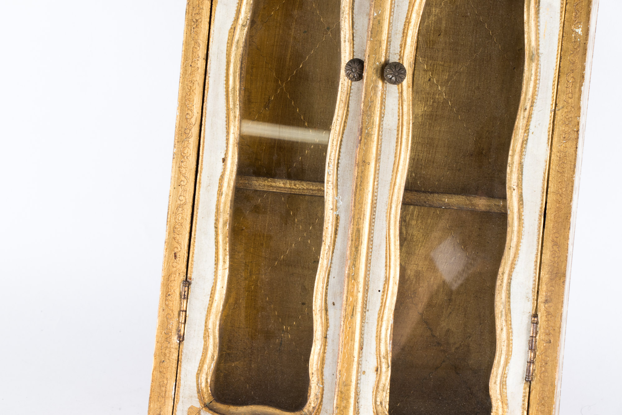 Florentine Cream-Painted and Parcel-Gilt Hanging Cabinet, 20th Century