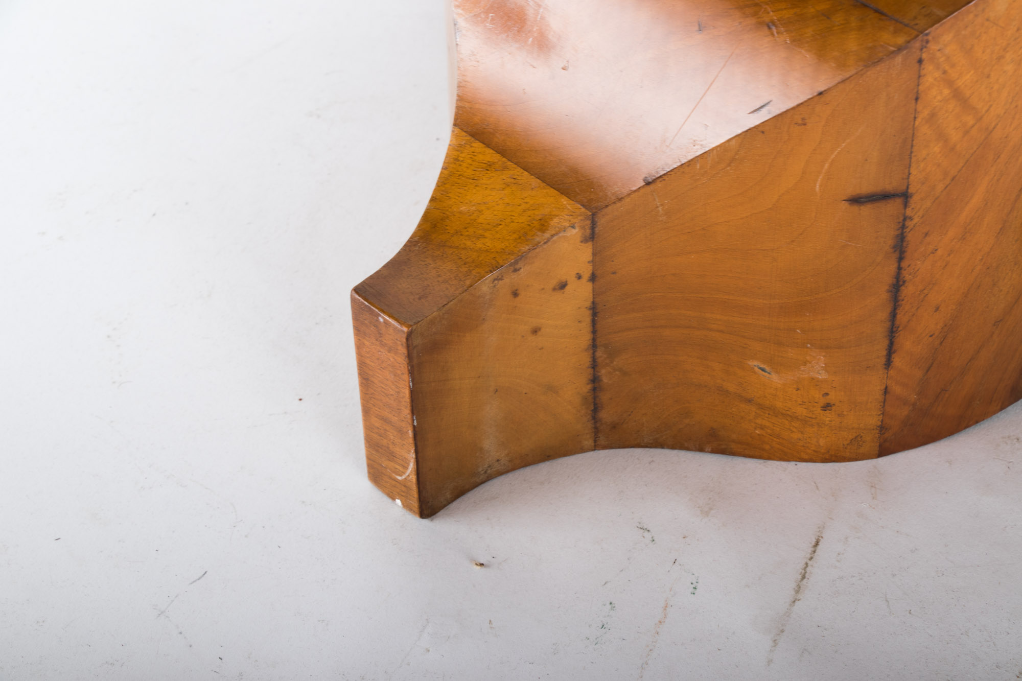 Antique German Biedermeier Walnut Hanging Shelf, 19th Century