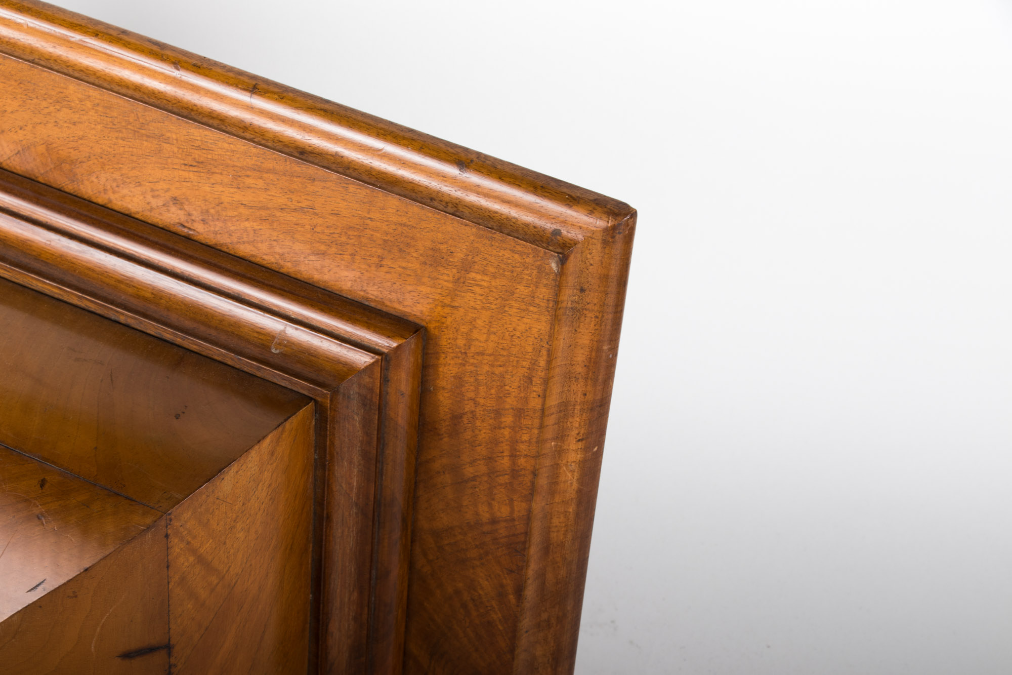 Antique German Biedermeier Walnut Hanging Shelf, 19th Century