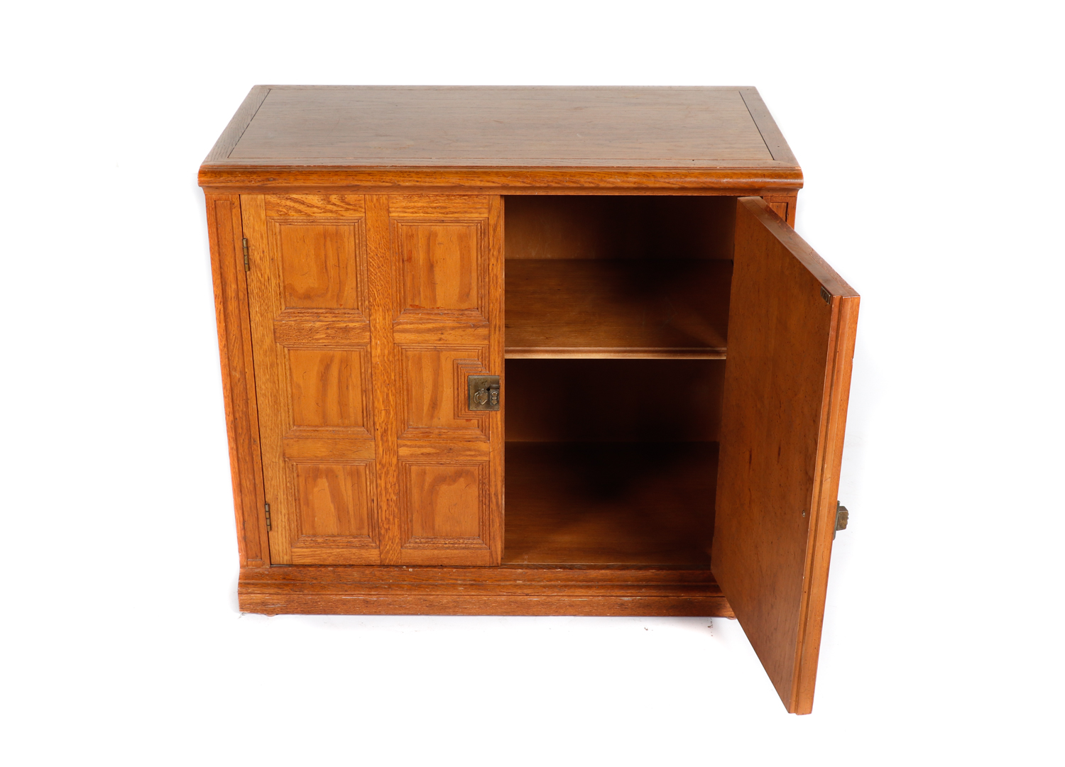 Vintage Mid-Century "Guildhall" Side Cabinet by Drexel