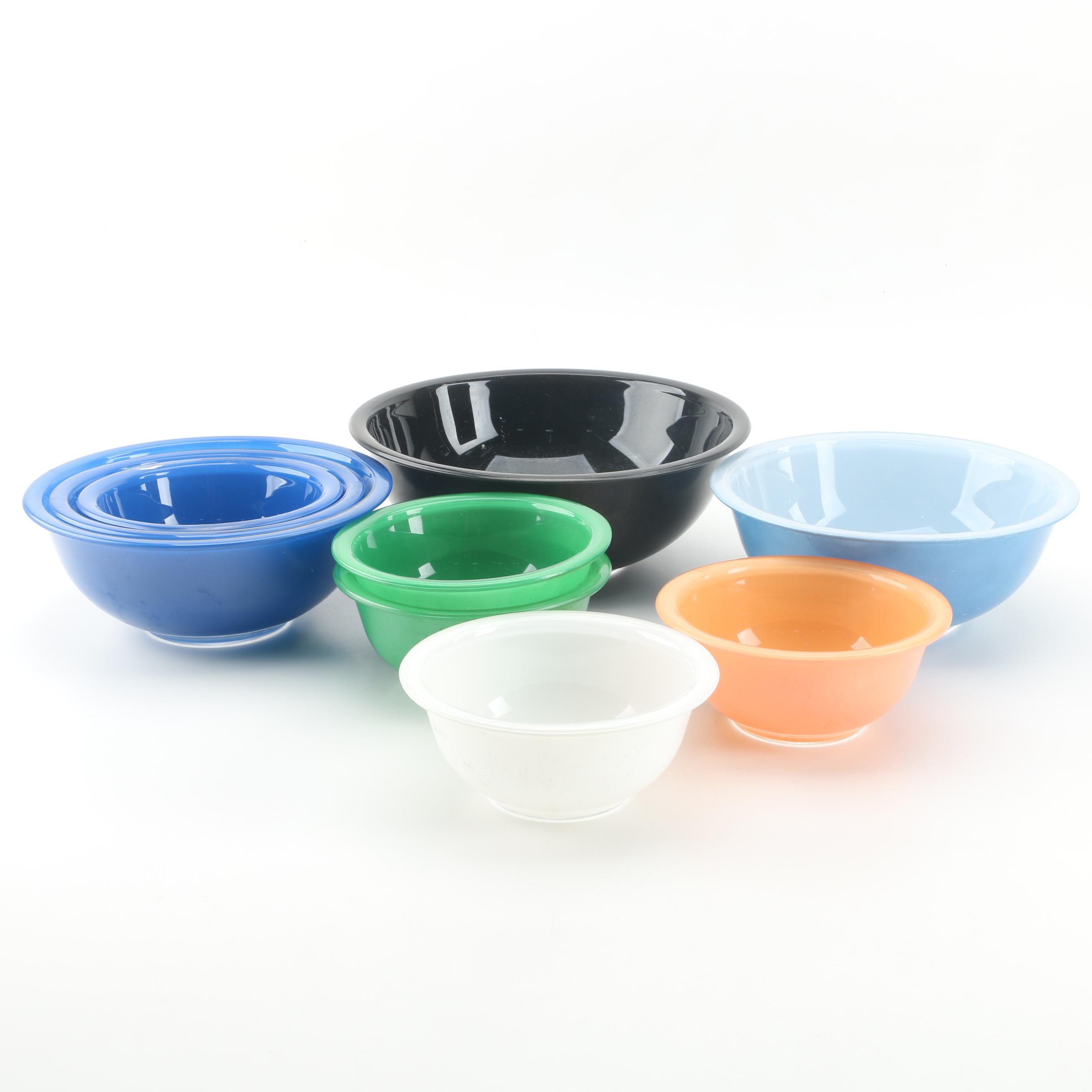 Vintage Pyrex  Color Tint Glass Mixing Bowls