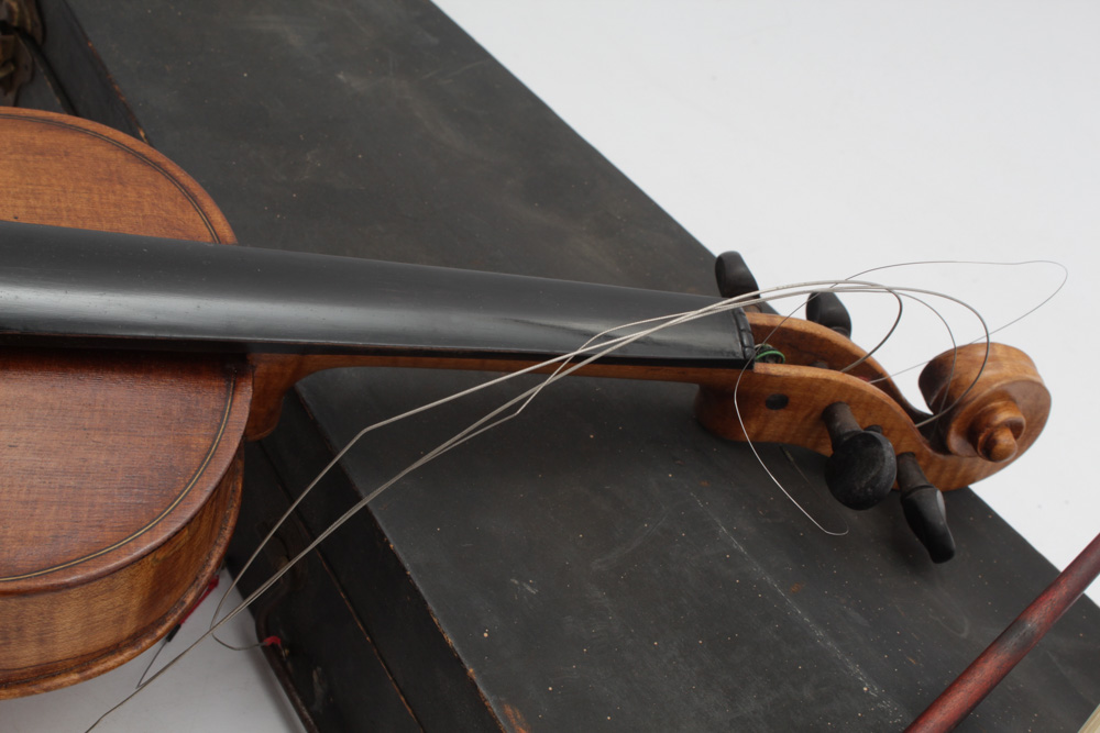 Antique La Mausikas Stradivarius Copy 4/4 Violin with Case