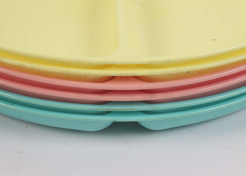 Vintage Burlington Hawkeye Picnic Basket Set