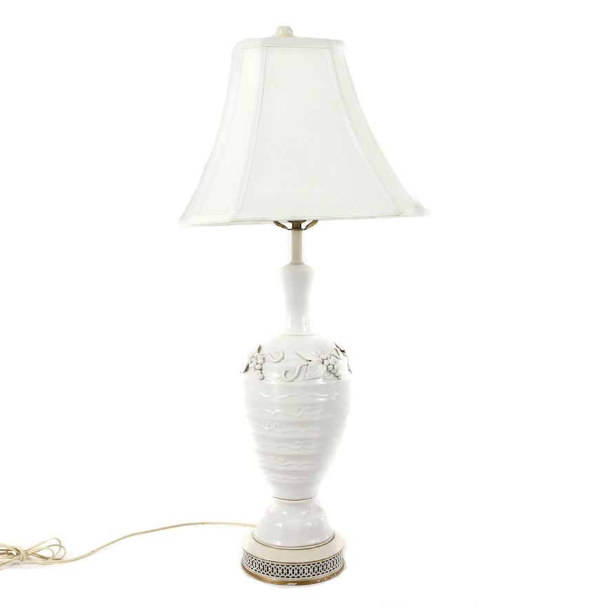 Vintage Italian Style Grape Motif White Ceramic Table Lamp w/ White Fabric Shade