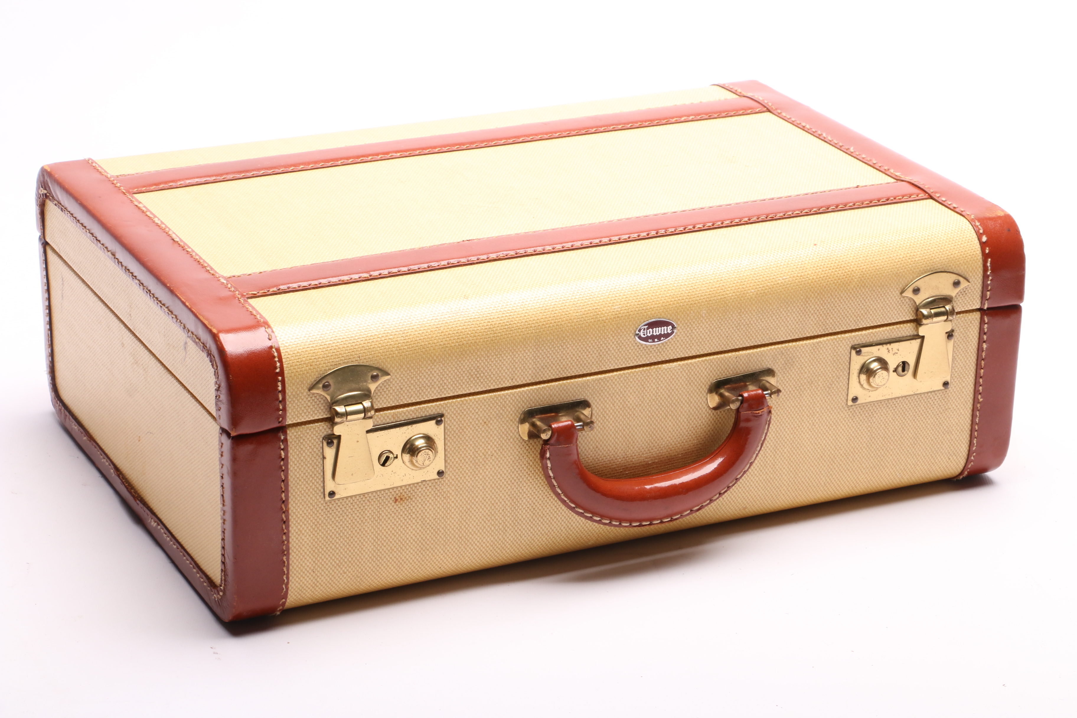 Vintage Luggage Featuring Worcester T&S