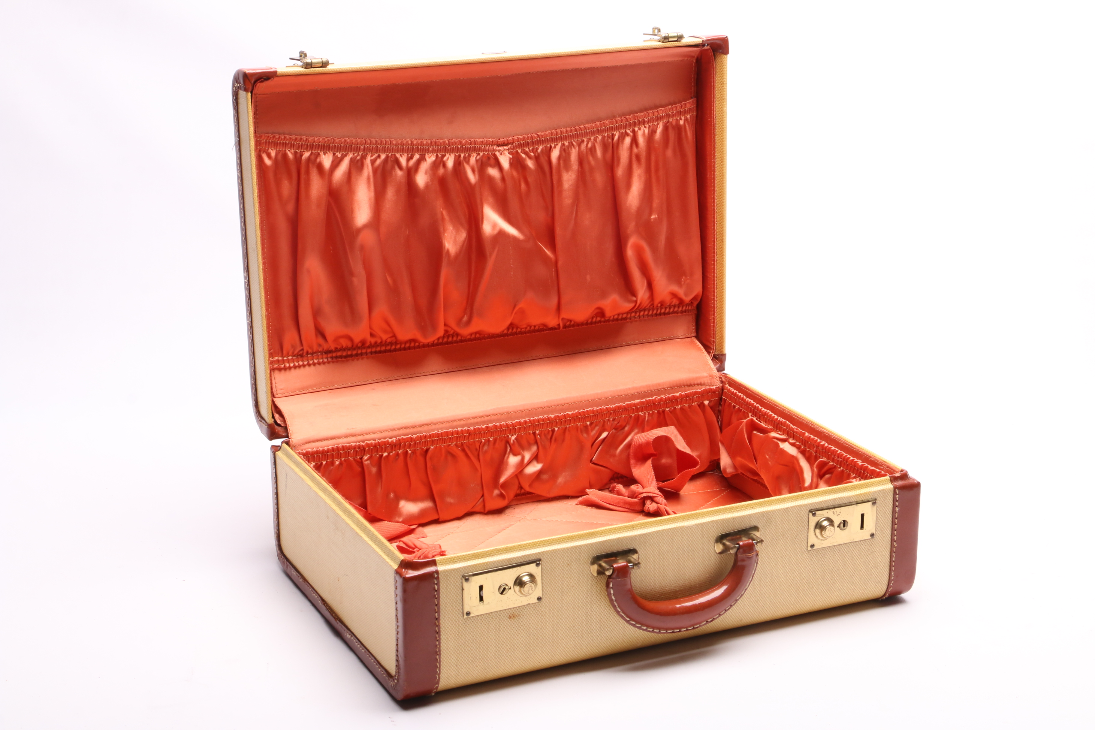 Vintage Luggage Featuring Worcester T&S