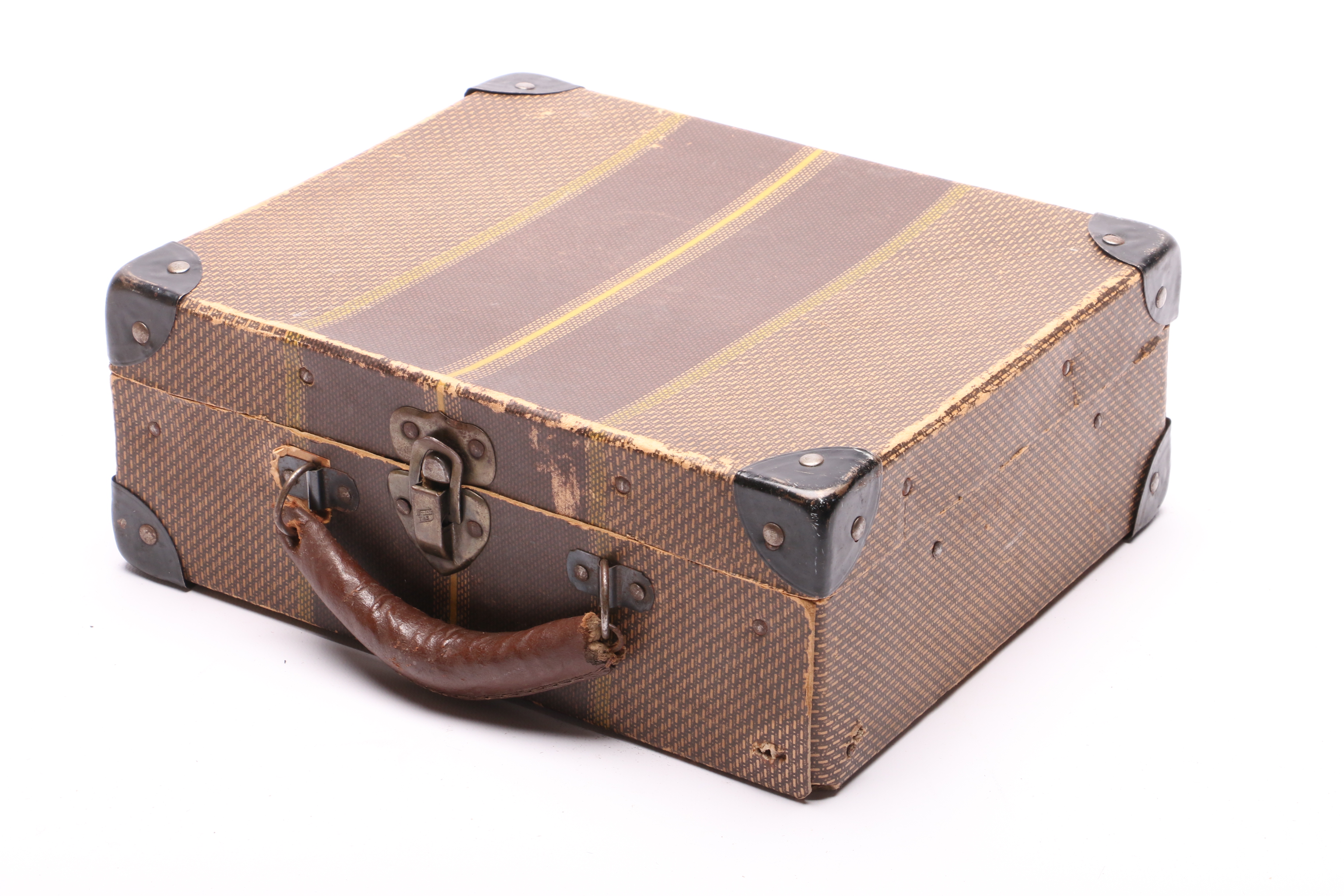 Vintage Luggage Featuring Worcester T&S