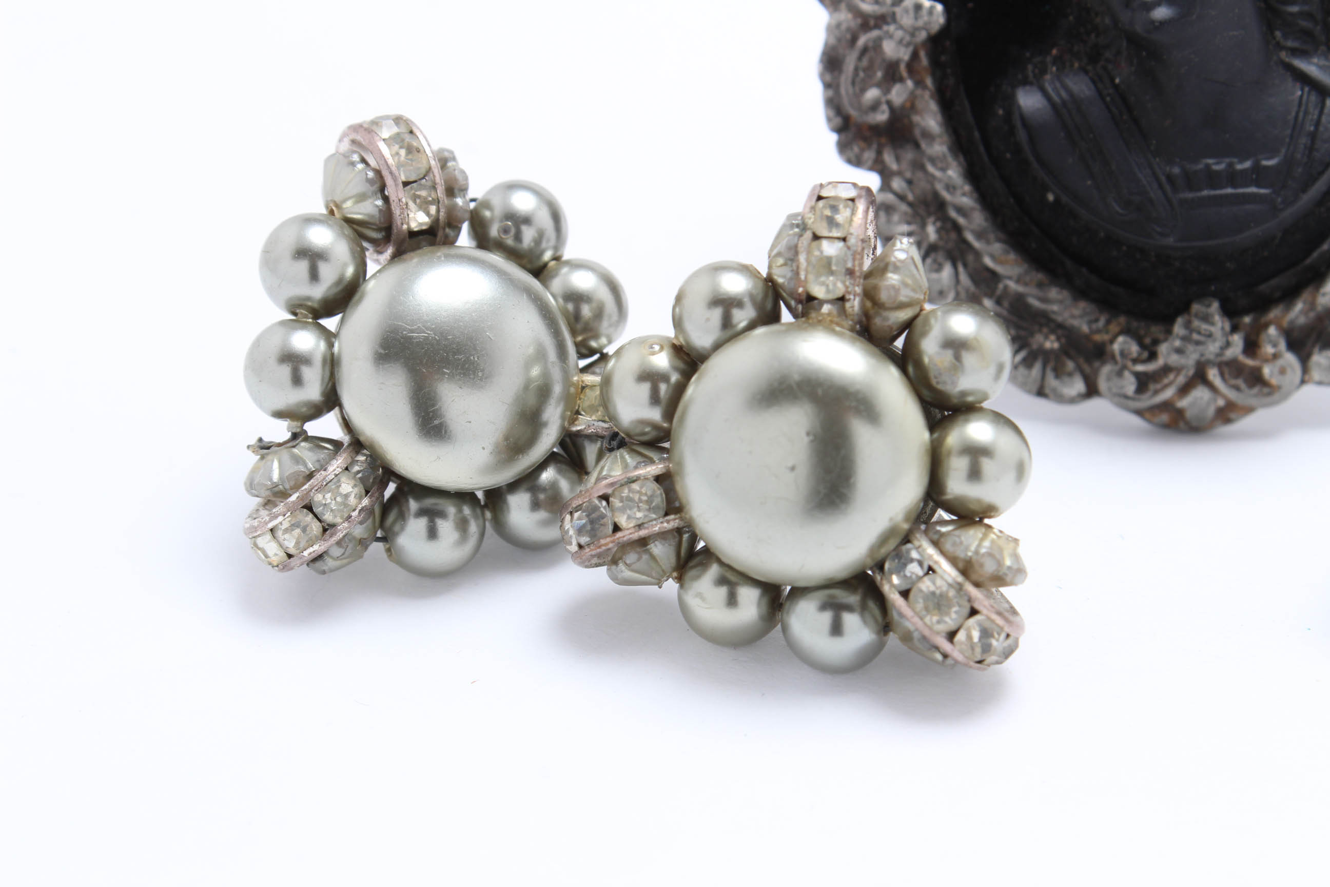 Vintage Art Deco Silver Tone Jewelry