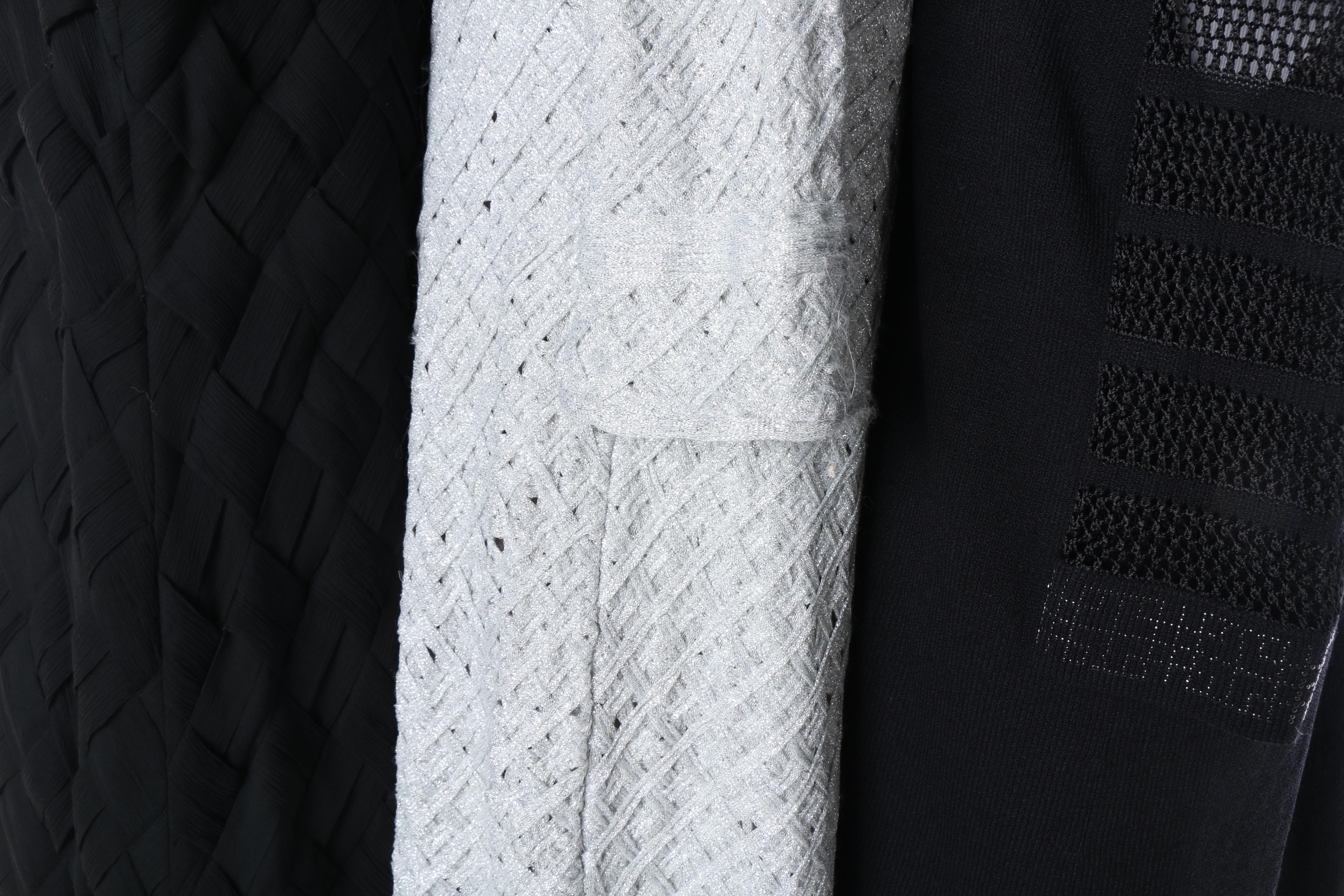 Vintage and Contemporary Knit and Woven Shift Dresses Including Pe De Chumbo