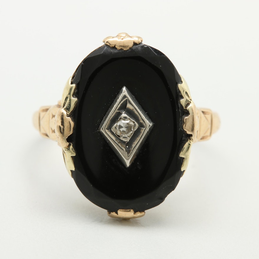 10K Yellow Gold Diamond and Black Onyx Ring