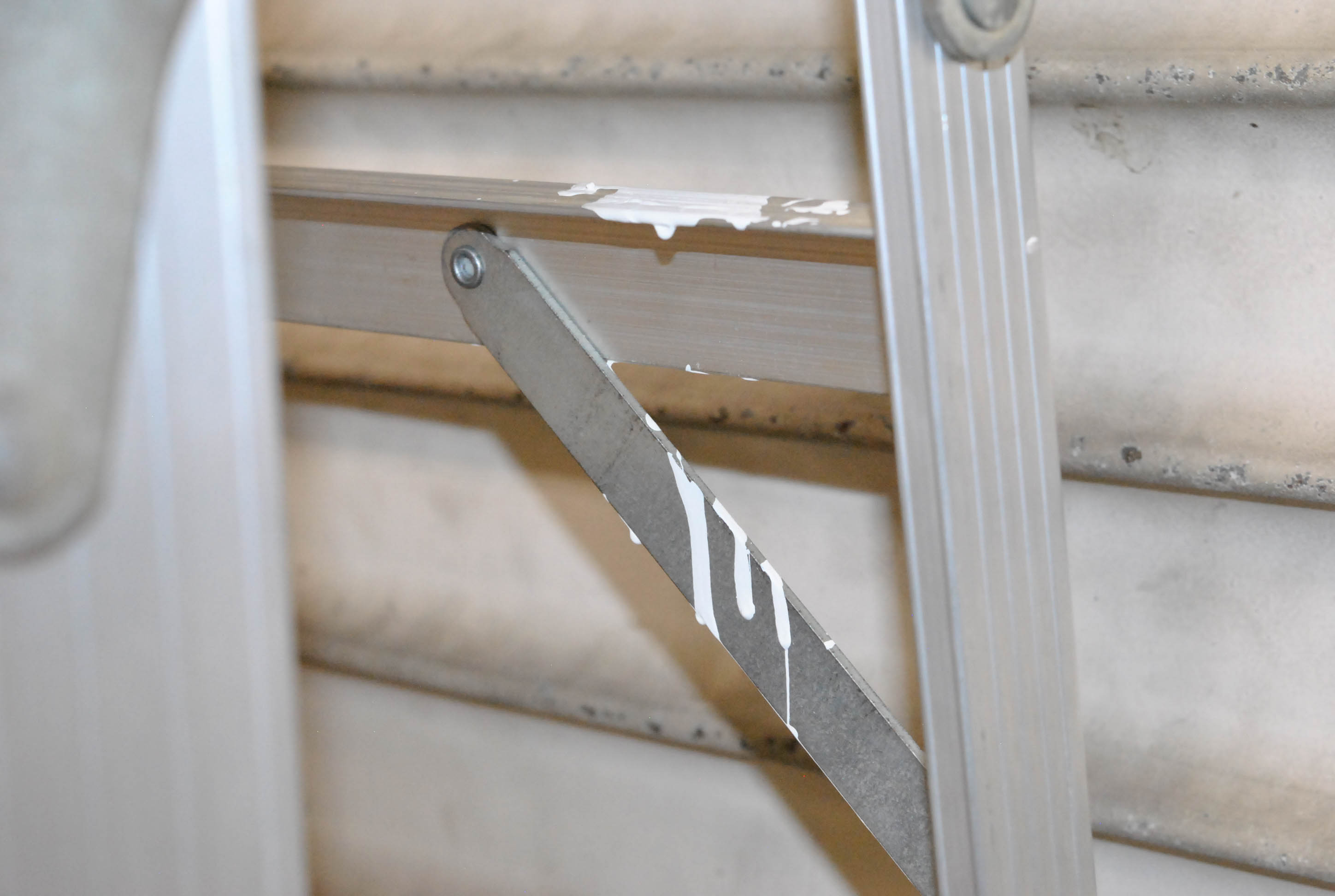 Gorilla Ladders 8' Aluminum Hybrid Ladder