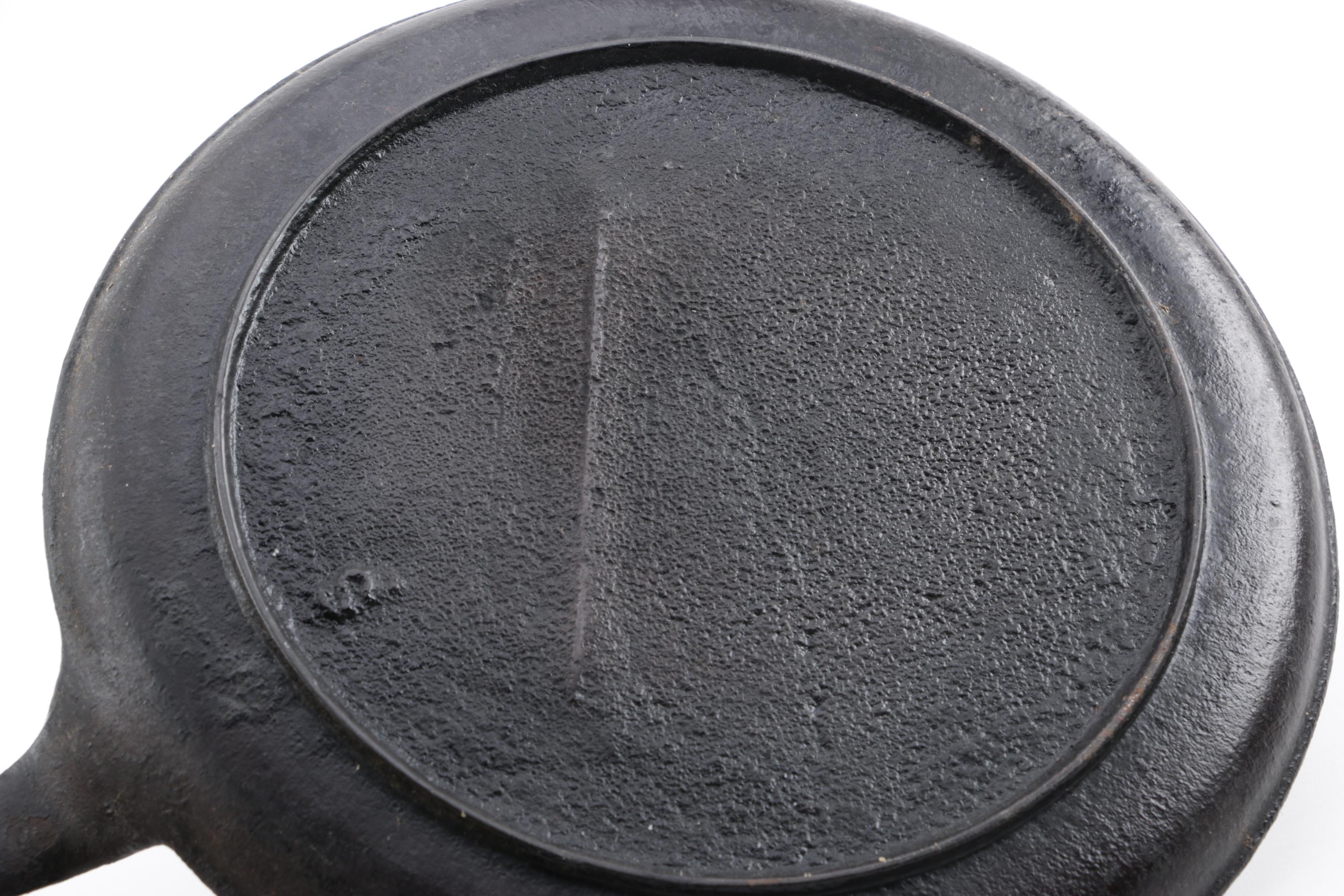 Cast Iron Cookware Featuring Wagner Ware