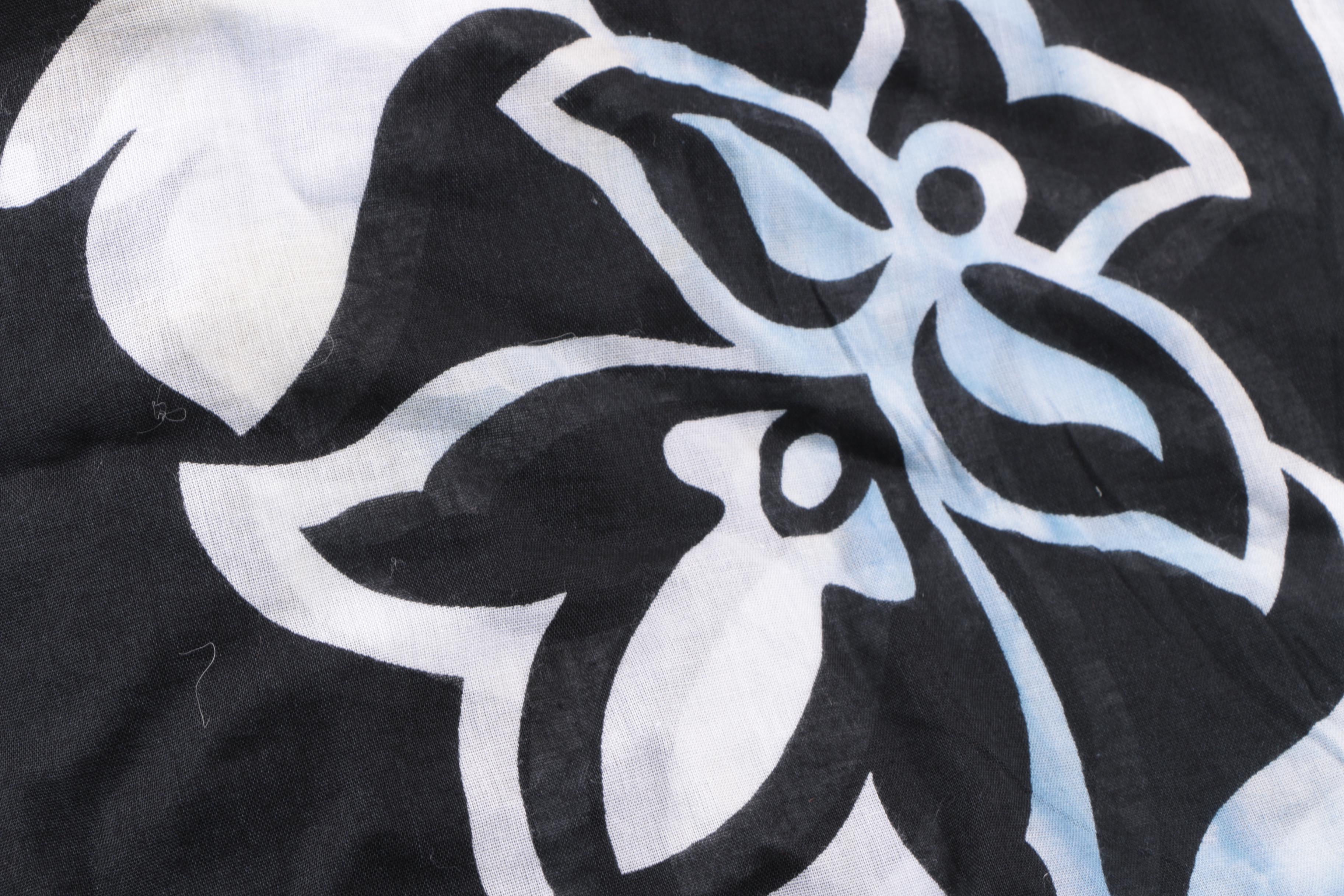 Vintage Fashion Scarves Including Ralph Lauren, J.Crew and Echo