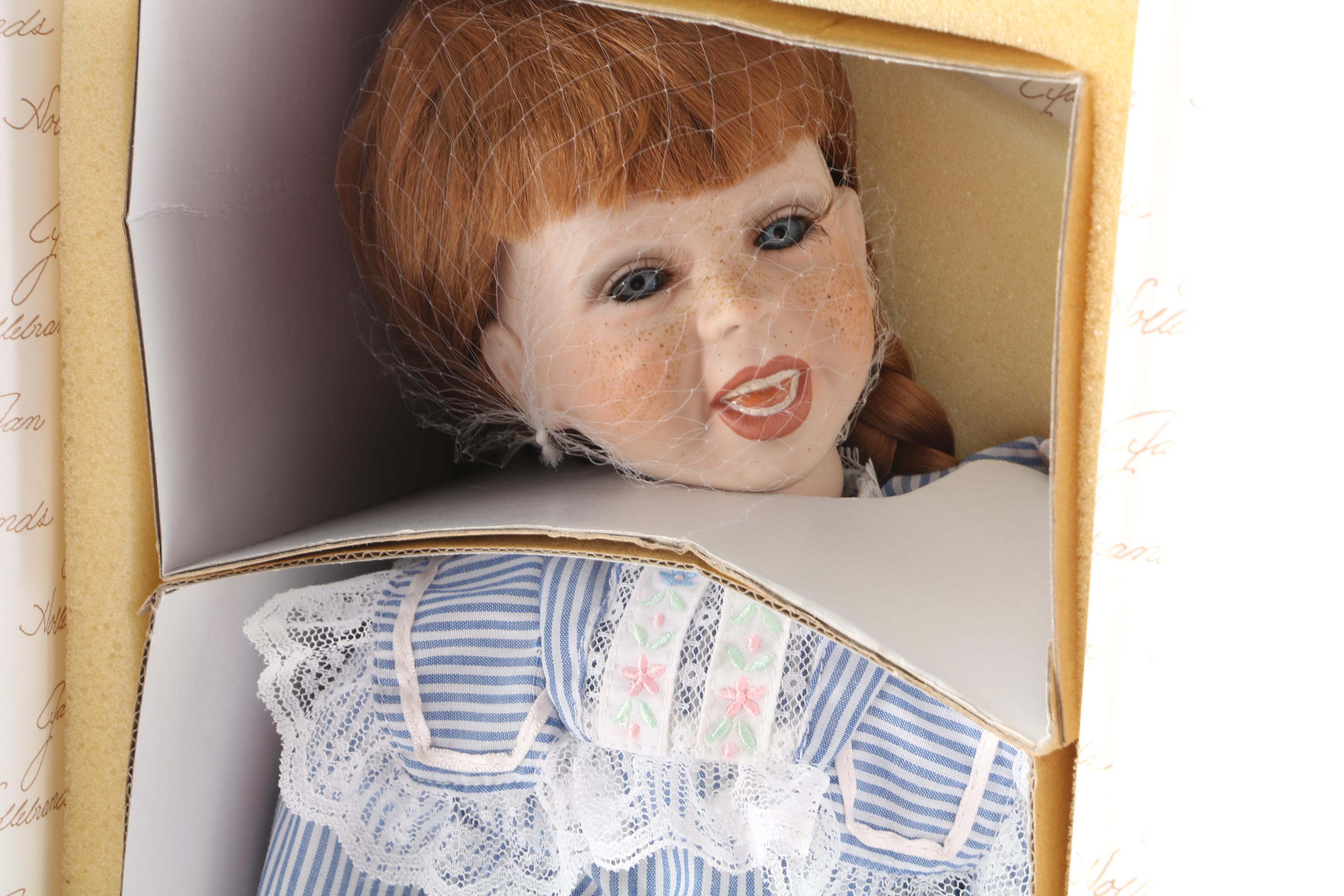 World Gallery "Helen Taft" and "Tad Lincoln" Porcelain Dolls