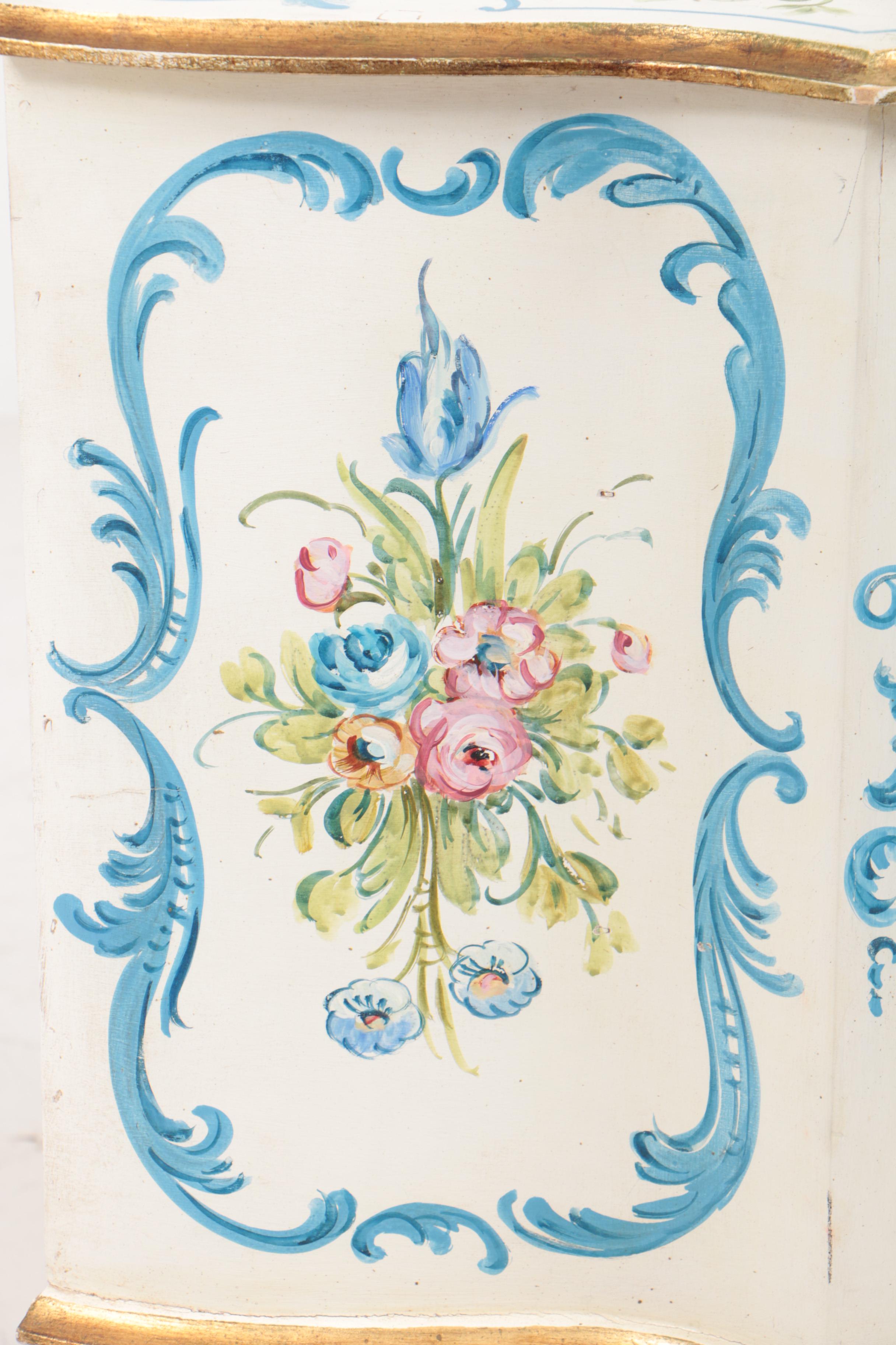 Louis XV Style Paint-Decorated and Parcel-Gilt Bedside Commode, 20th Century