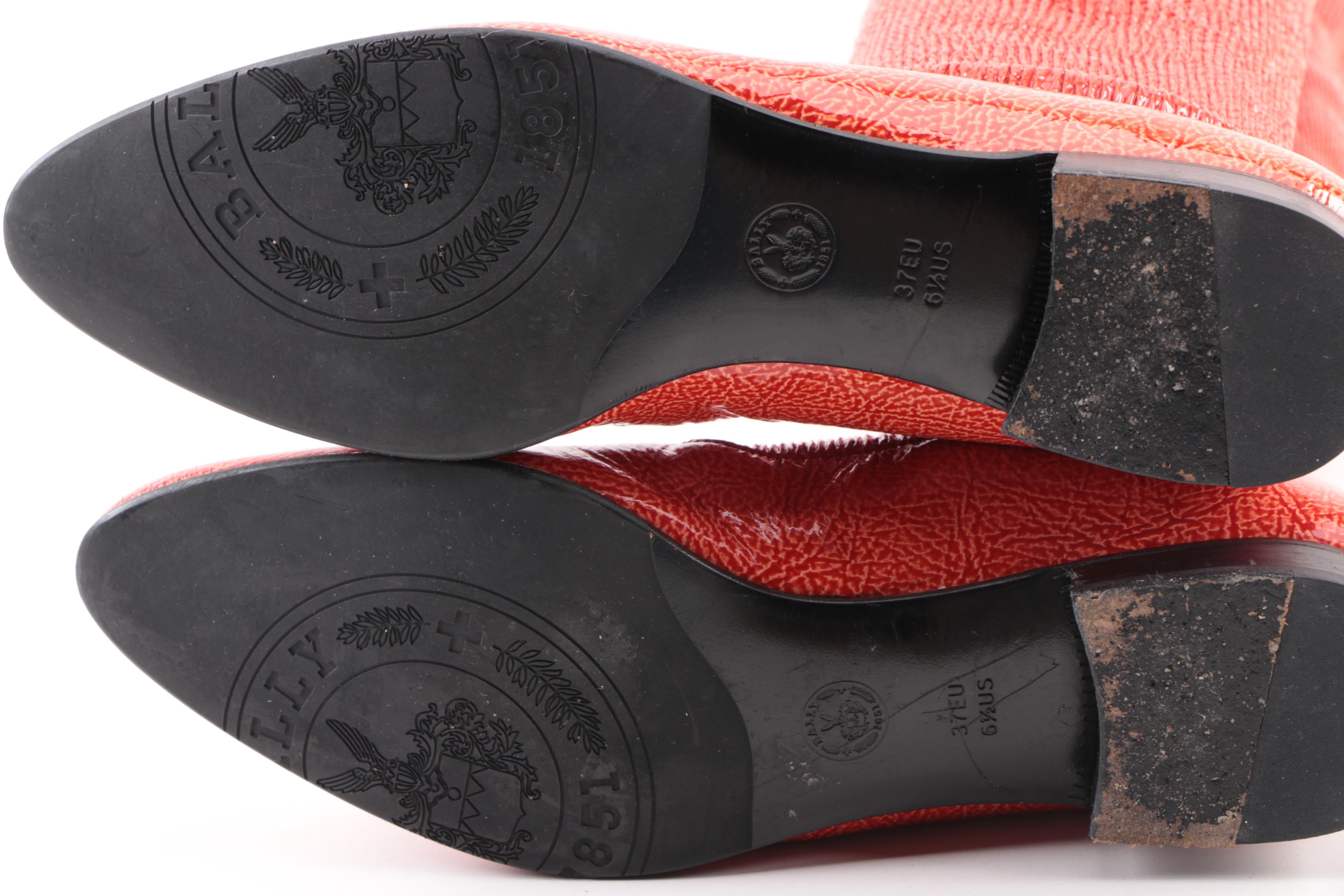 Women's 1960s Vintage Bally Red Faux Leather Mod Go-Go Stretch Boots